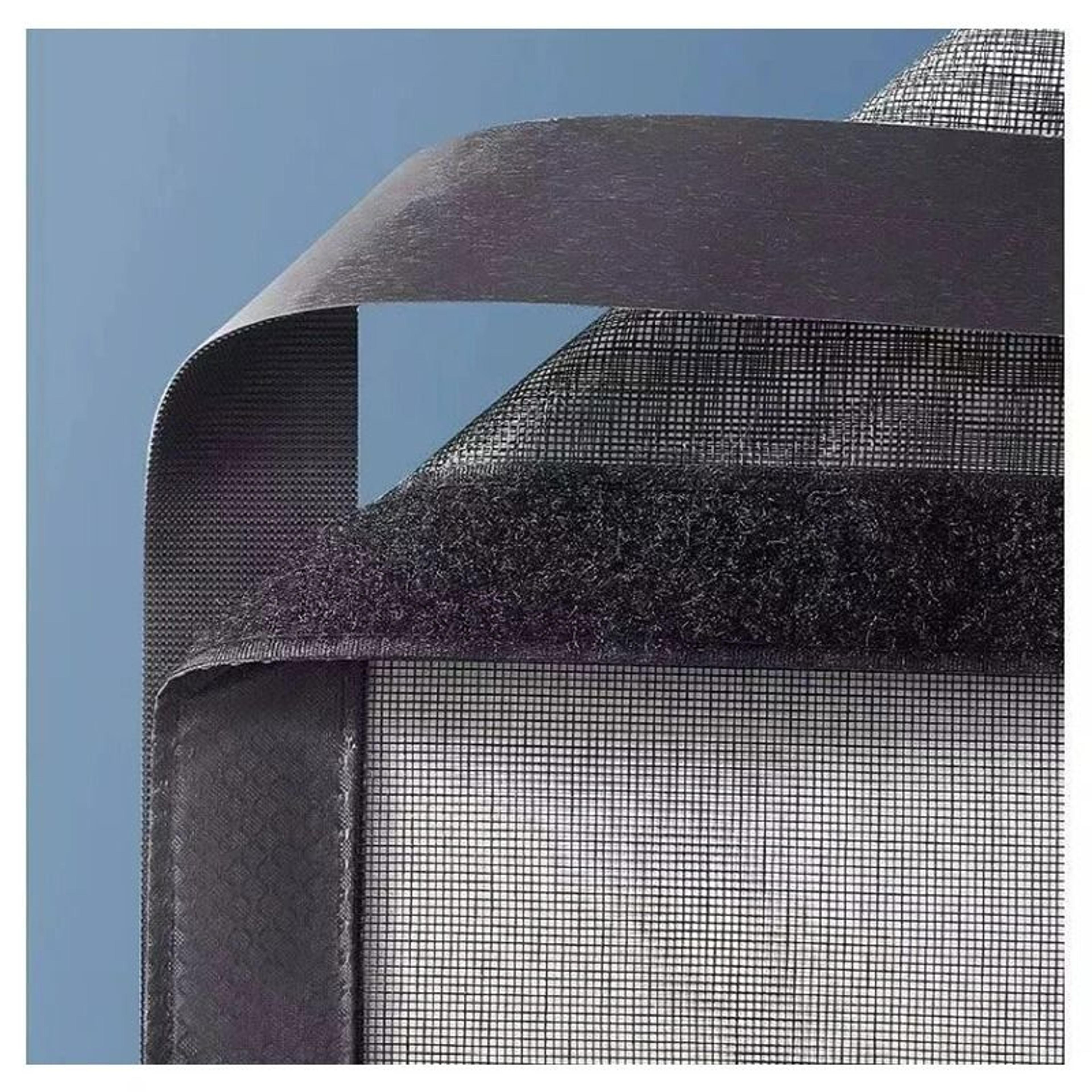 Side Opening Magnetic Mosquito Screen Door Curtain 2