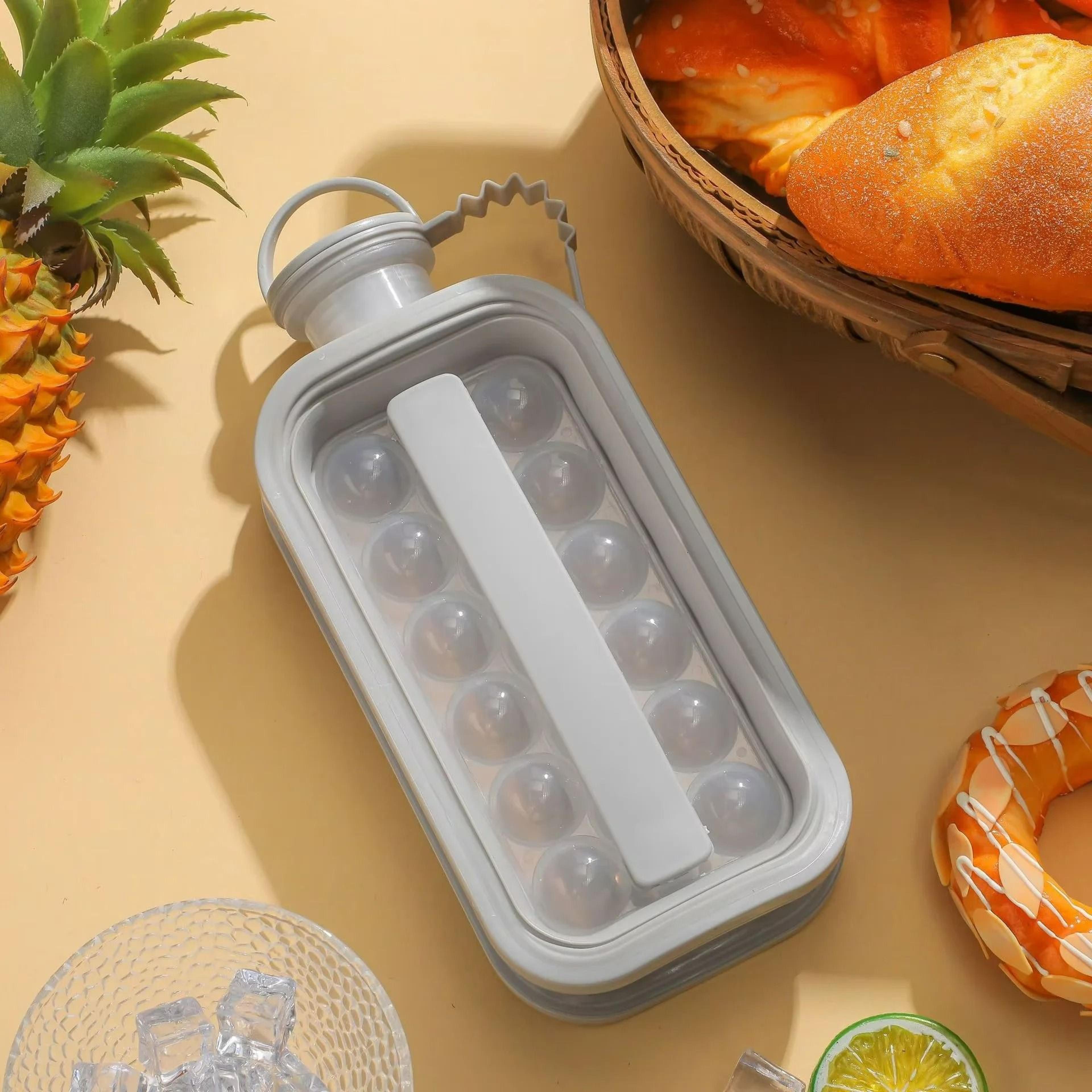 Portable 2in1 Ice Cube Maker Water Bottle 9