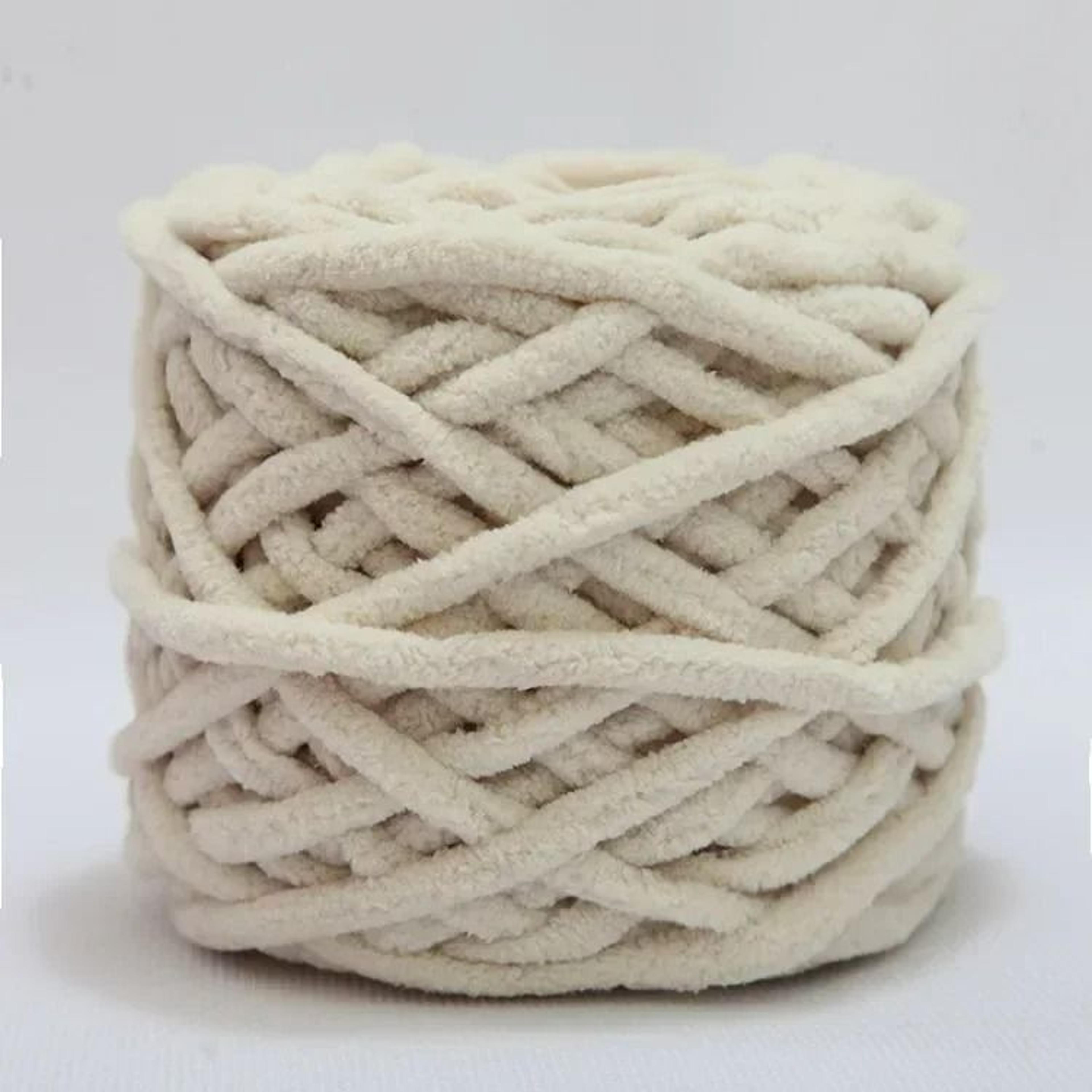 Soft Chenille Velvet Chunk Knitting Yarn Ball 35 Oz  100 G 16