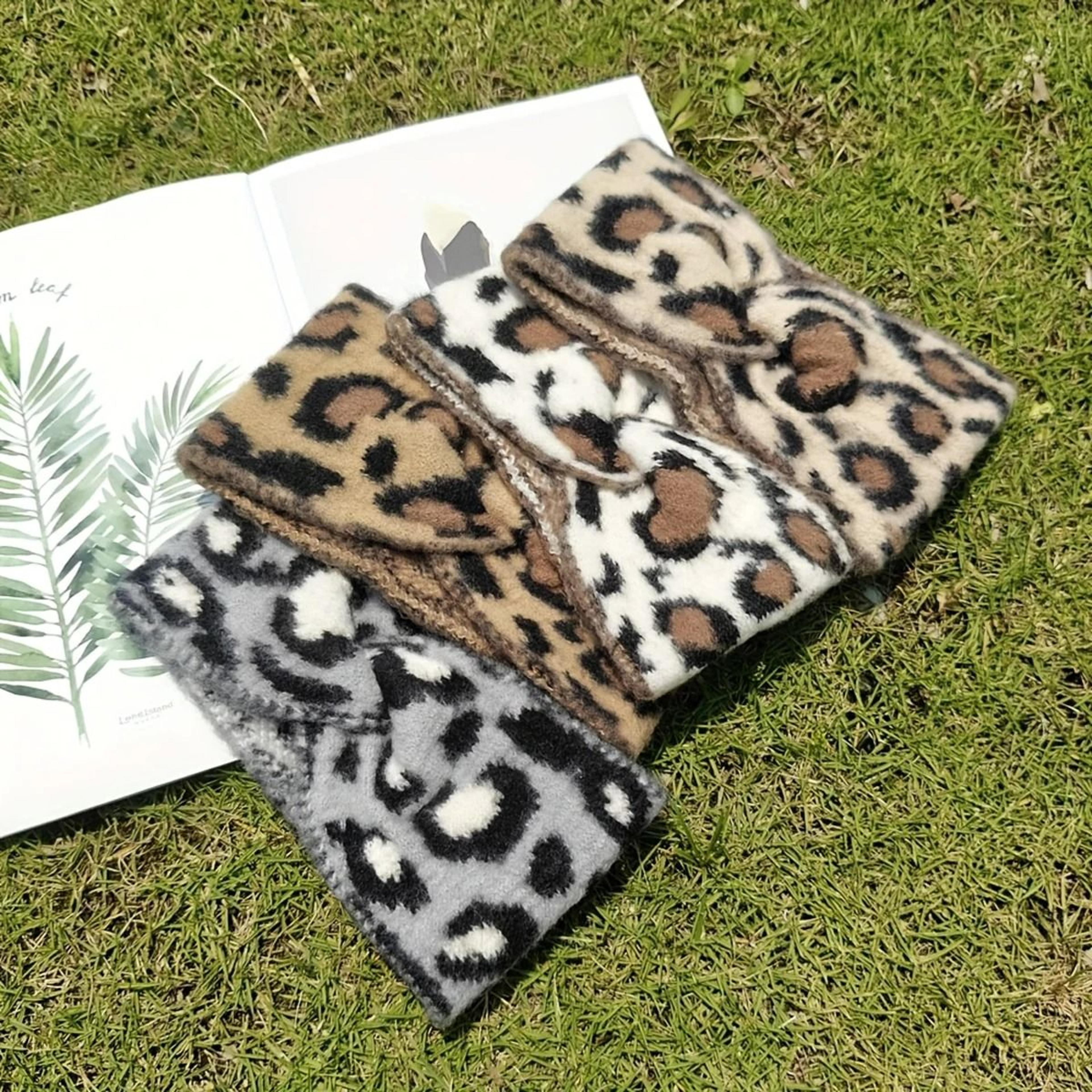 1 Piece Elegant Retro Leopard Print Wide Headband For Fitness And Outdoor Wear 2