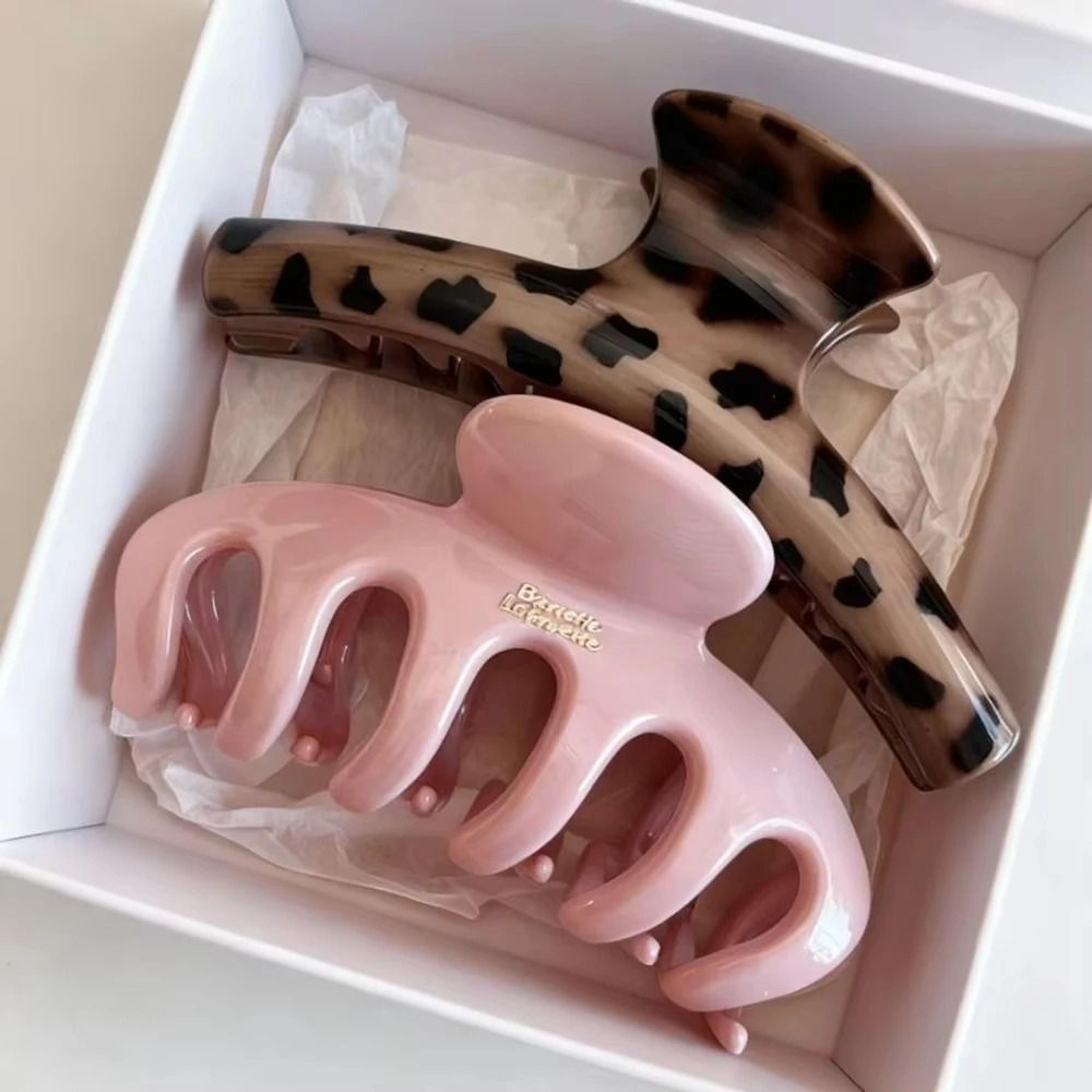 2Piece Korean Acrylic Polka Dot Arc Dragon Bone Shark Hair Claw Clips 0