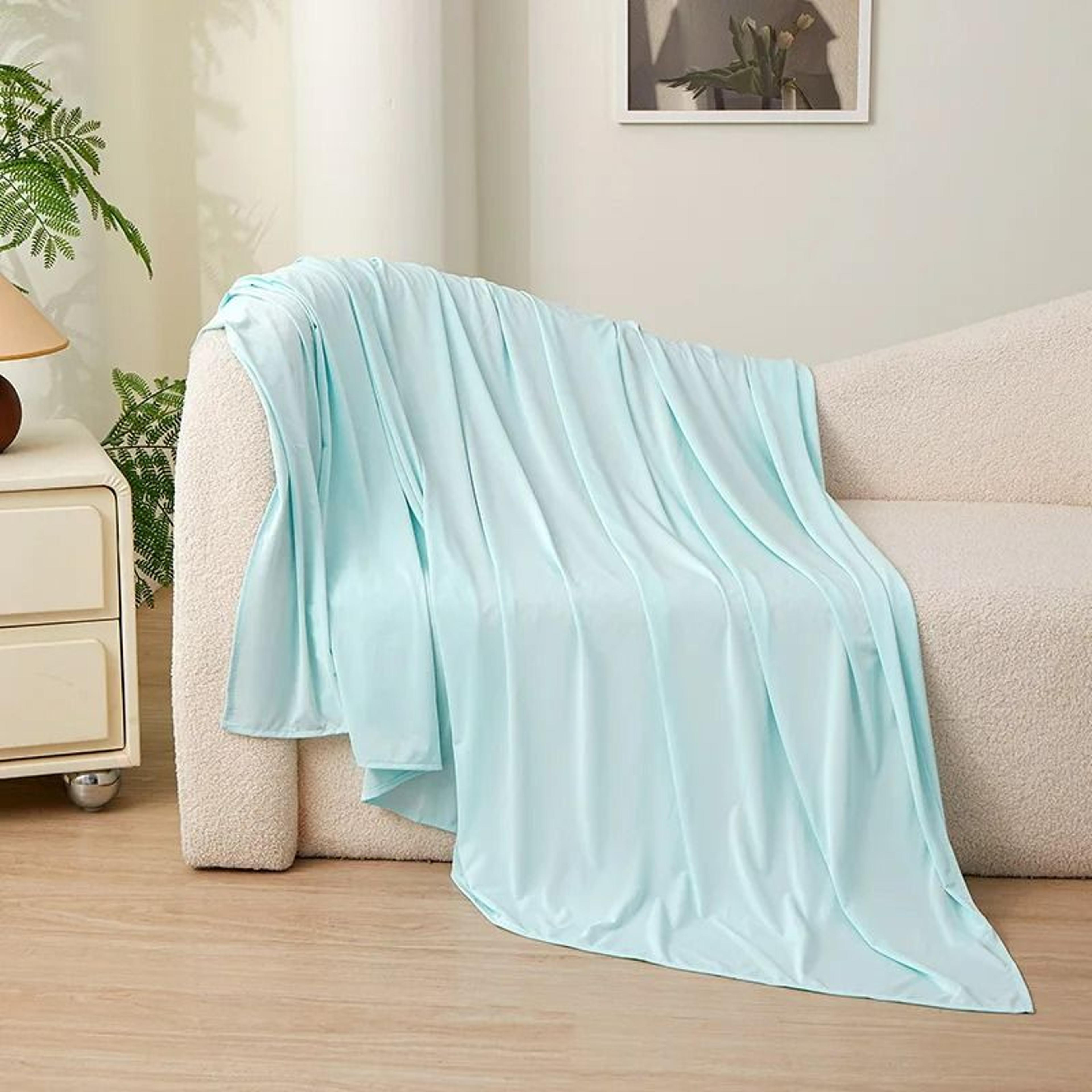 Summer Ice Silk Lightweight Breathable Thin Cooling Blanket 8