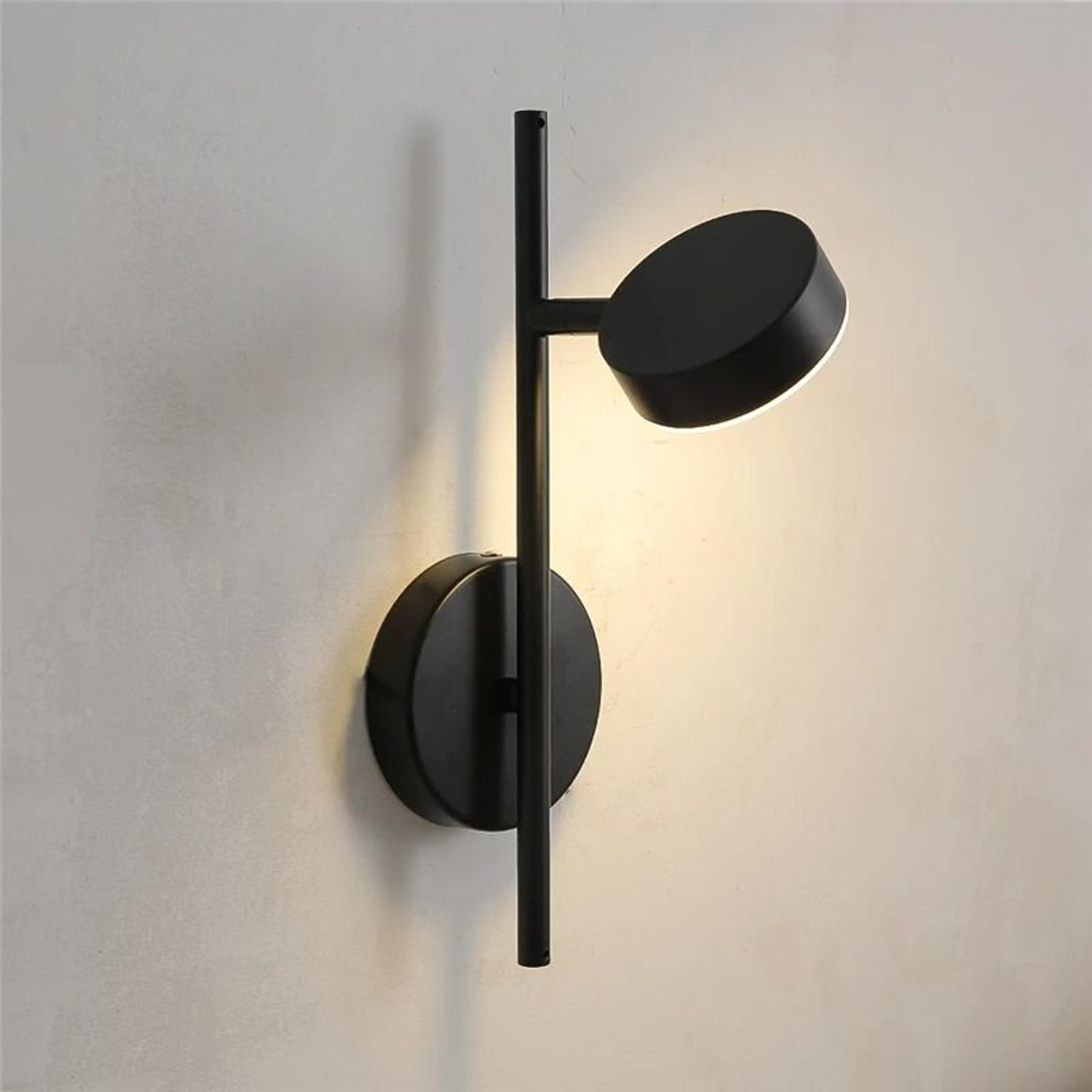 Nordic Minimalist Adjustable Metal Wall Sconce 1
