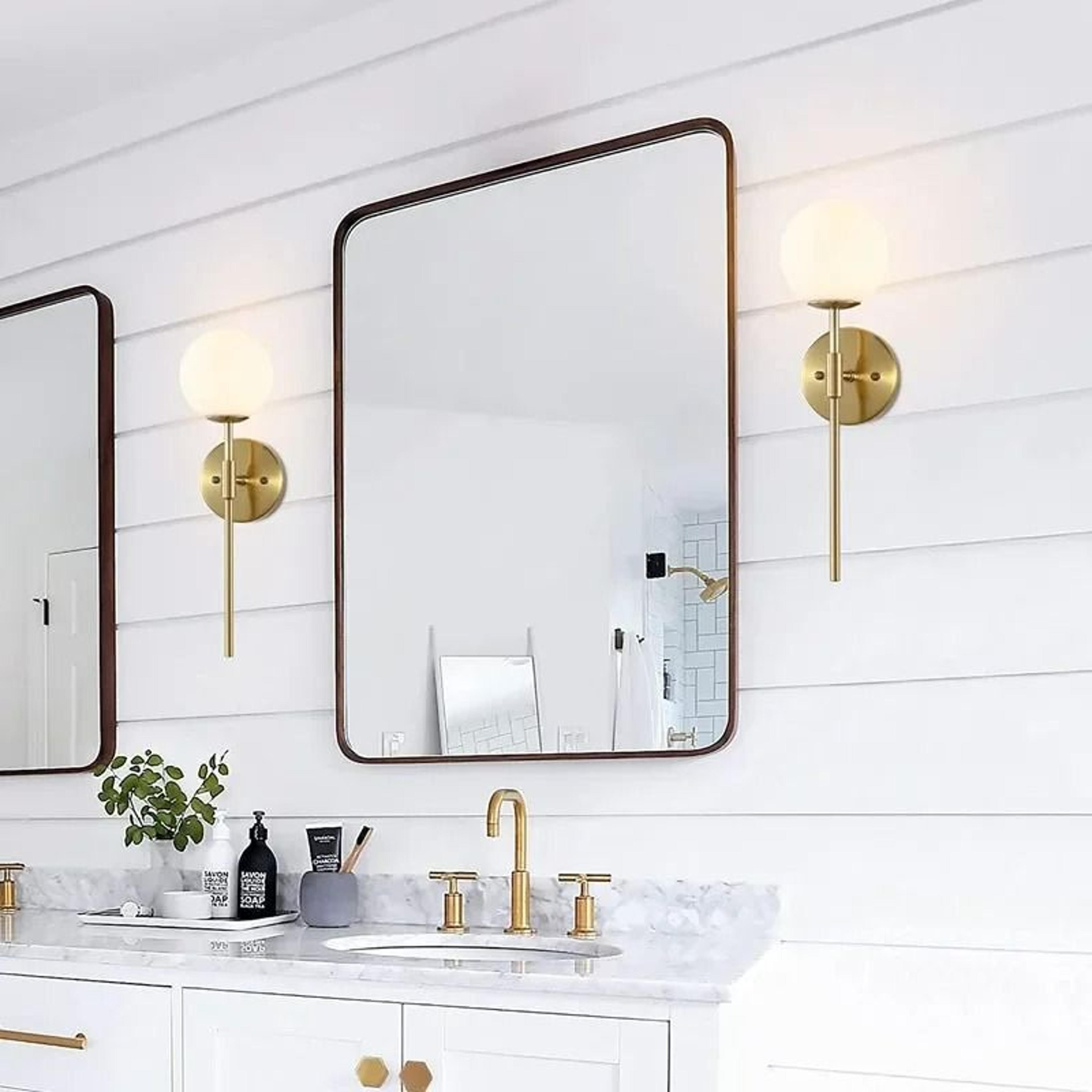 Nordic Creative Luxury Metallic LED Wall Sconce 4