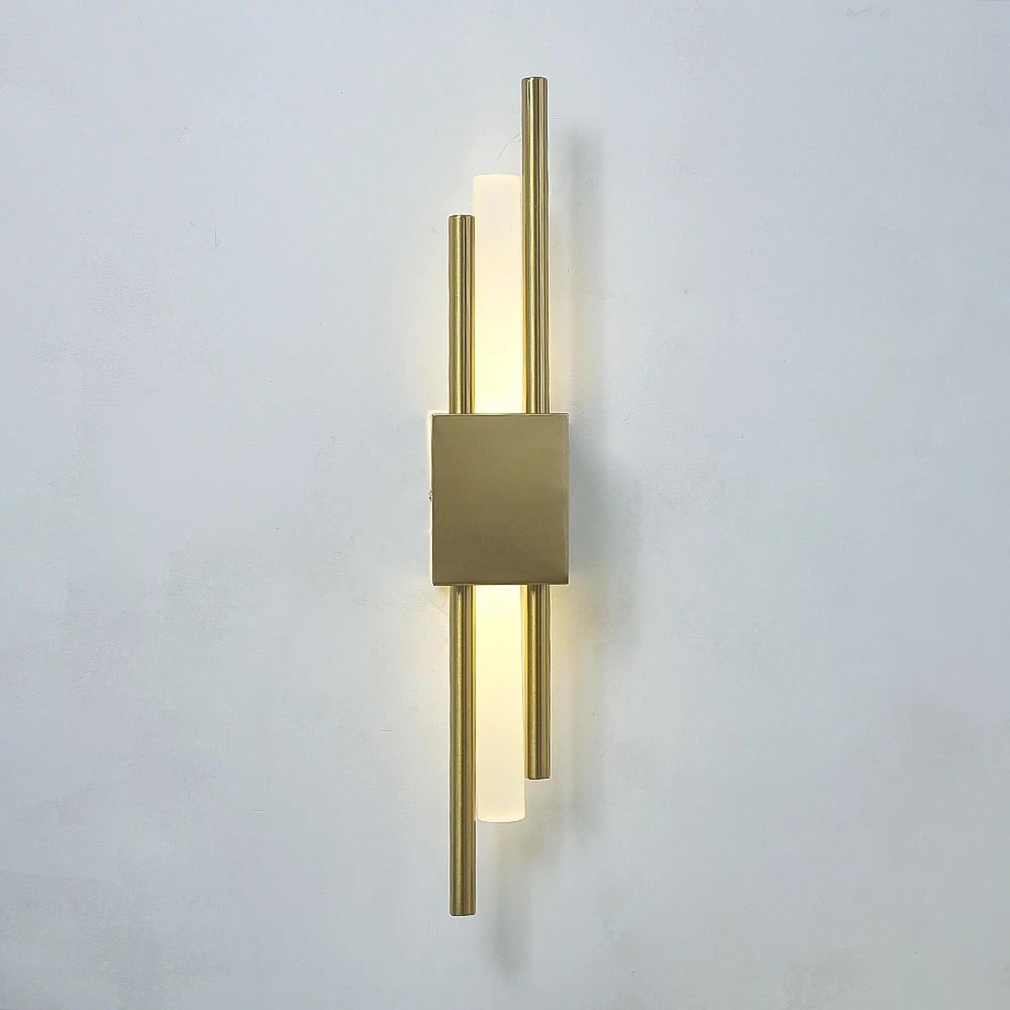 Modern Acrylic Pipe LED Wall Sconce 1