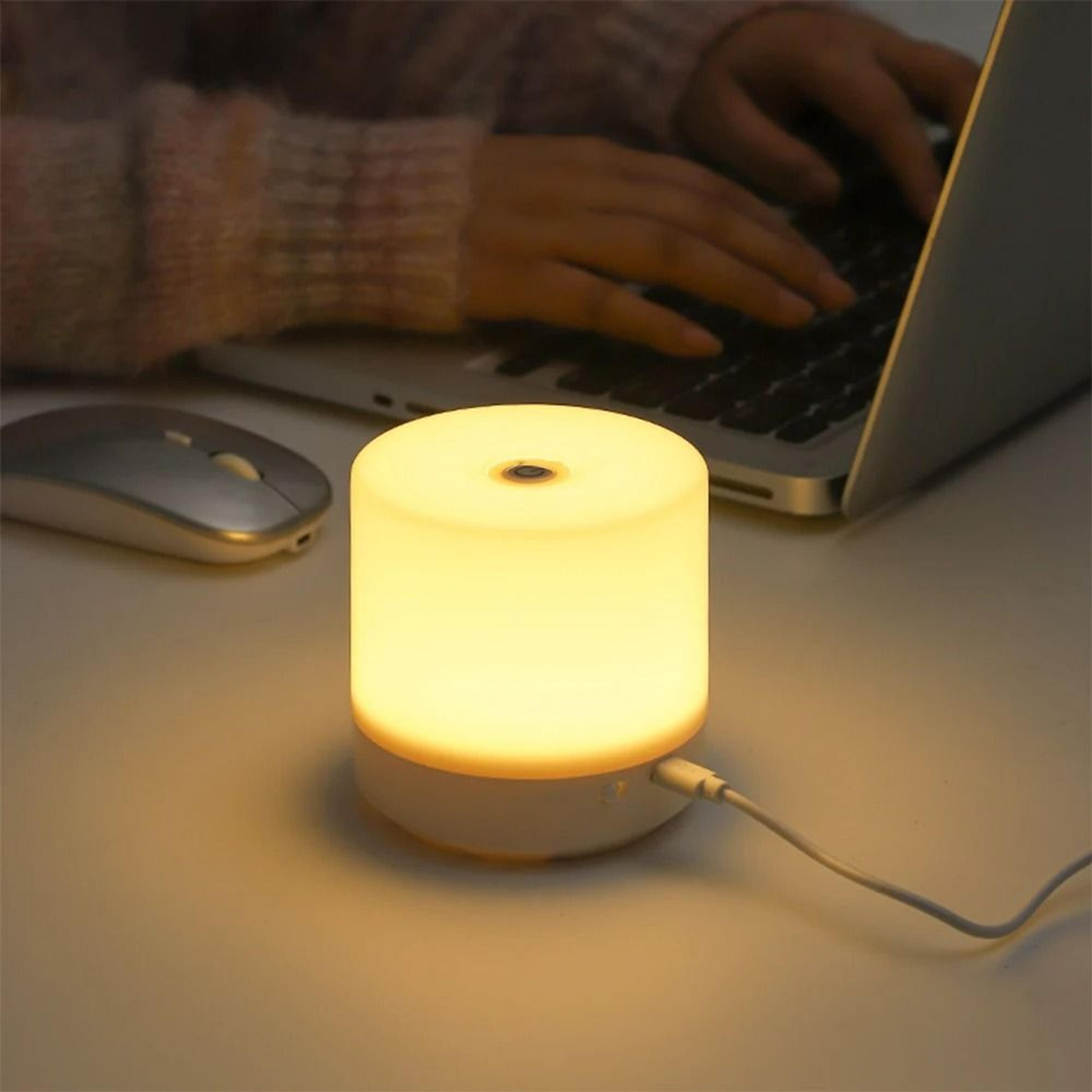 Creative USB Bedside TouchDimming LED Lamp 0