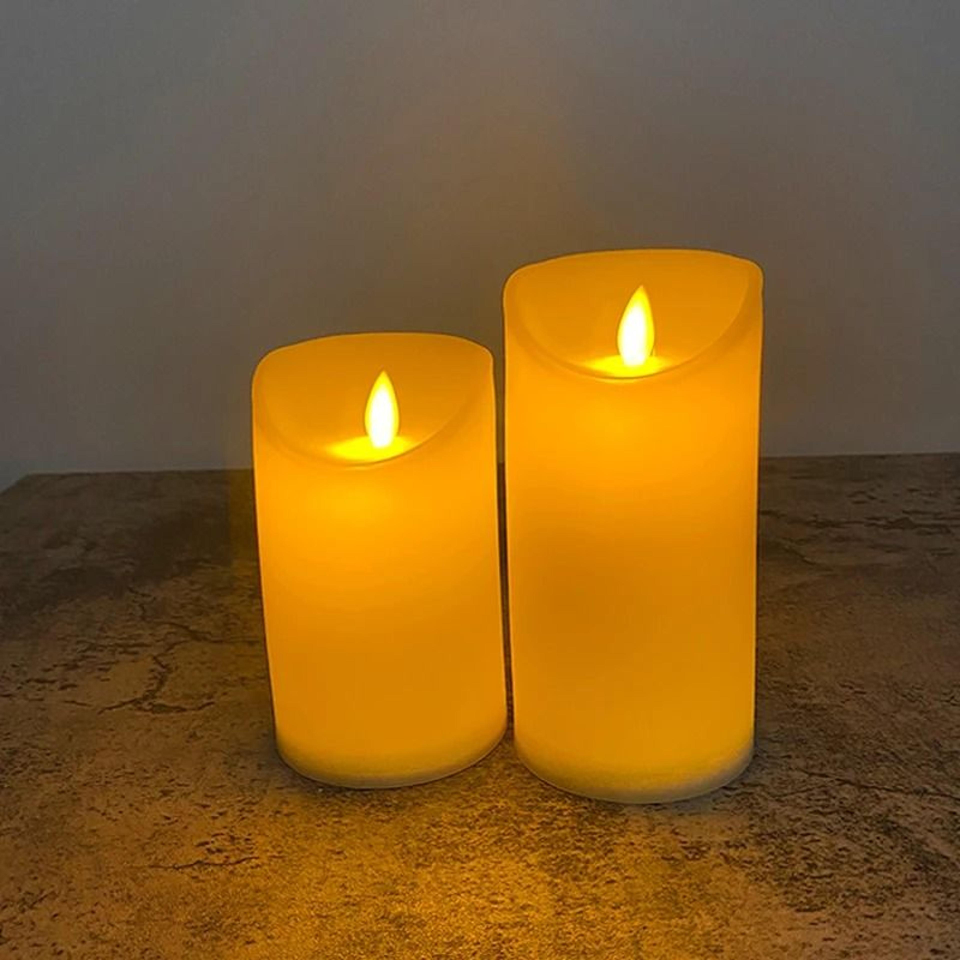 Moving Wick LED Flameless Candle With Dancing Flame 2