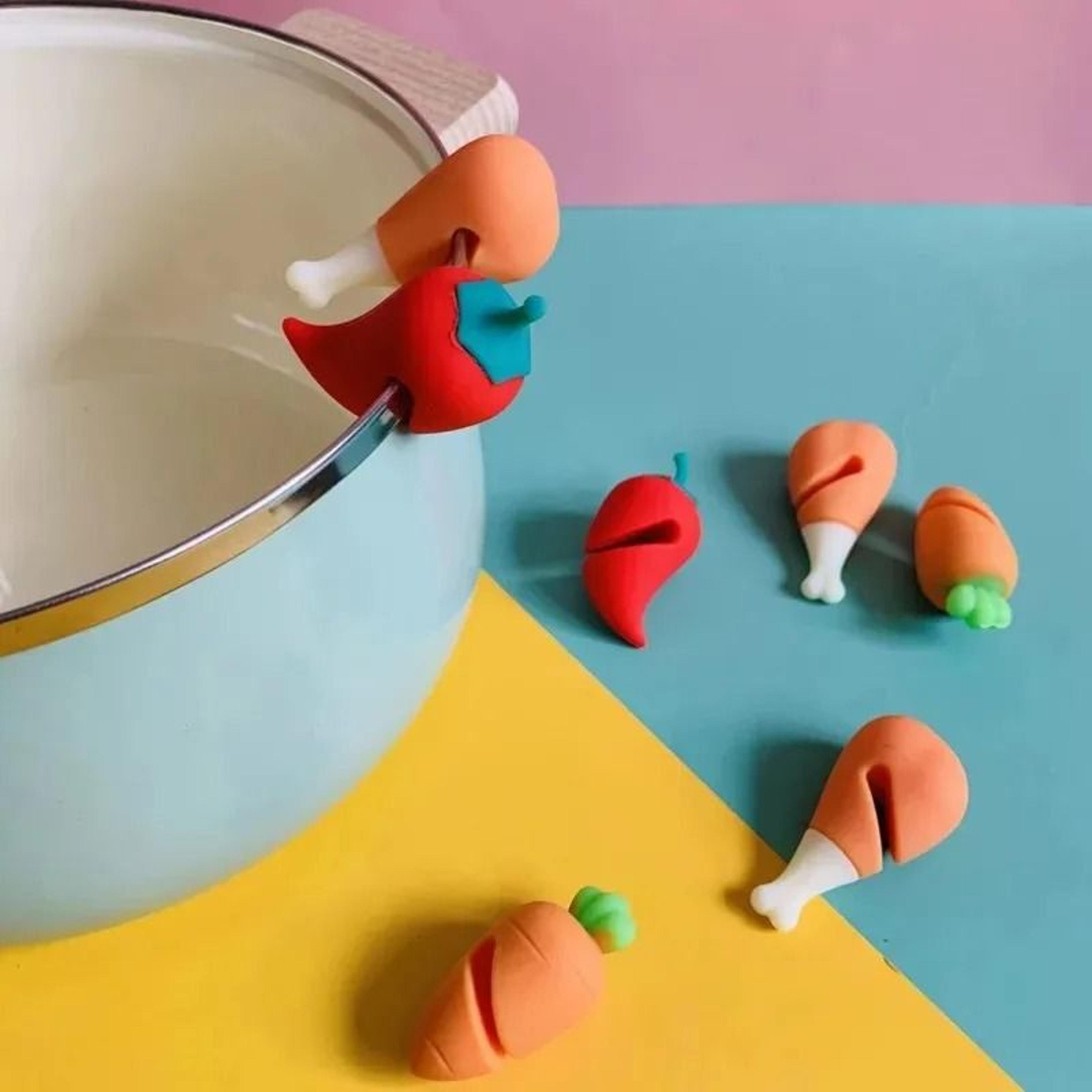 AntiOverflow Silicone Pot Lid Riser 3