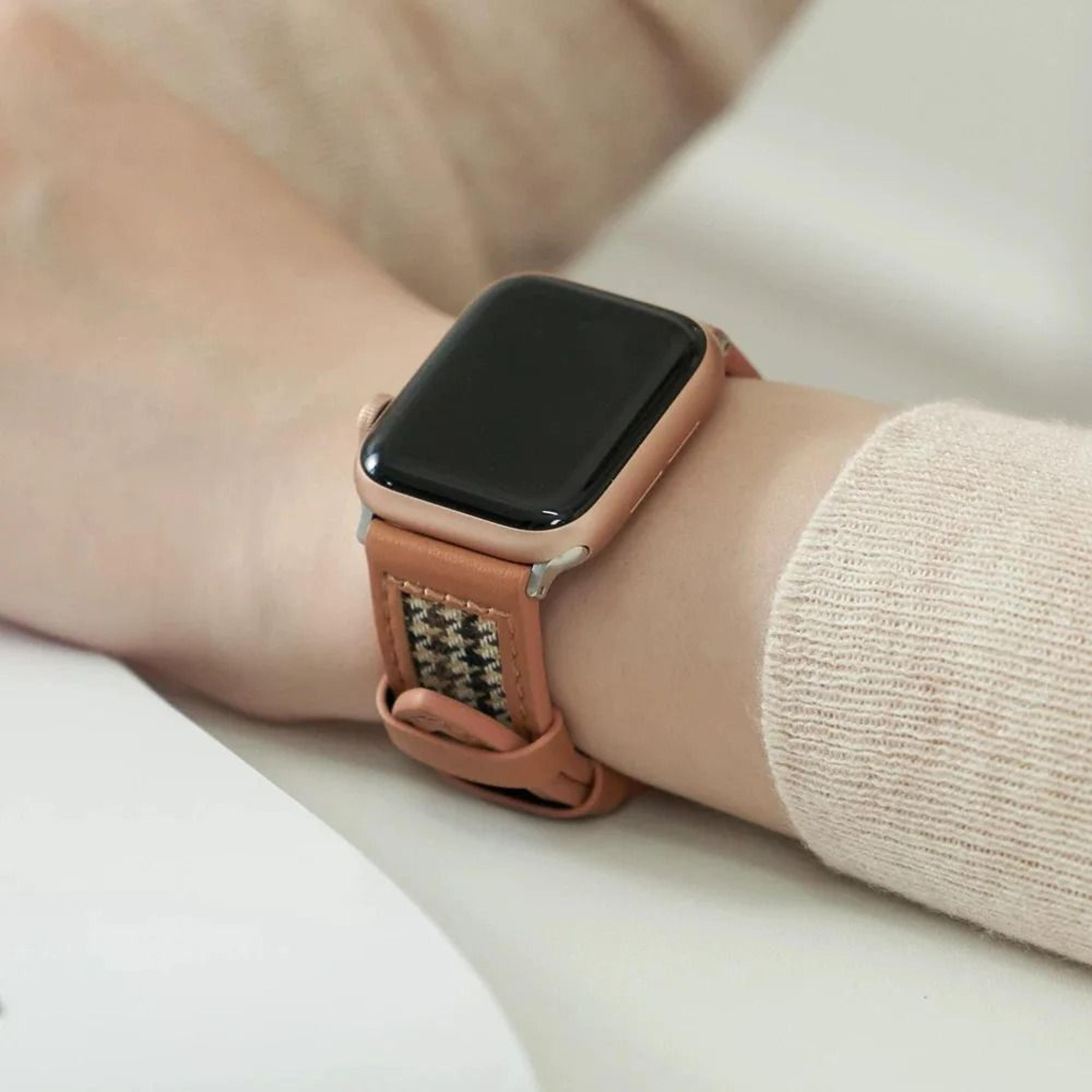 Feminine Leather Loop Magnetic Strap For Apple Watch Series 1 Through 11  Ultra 9