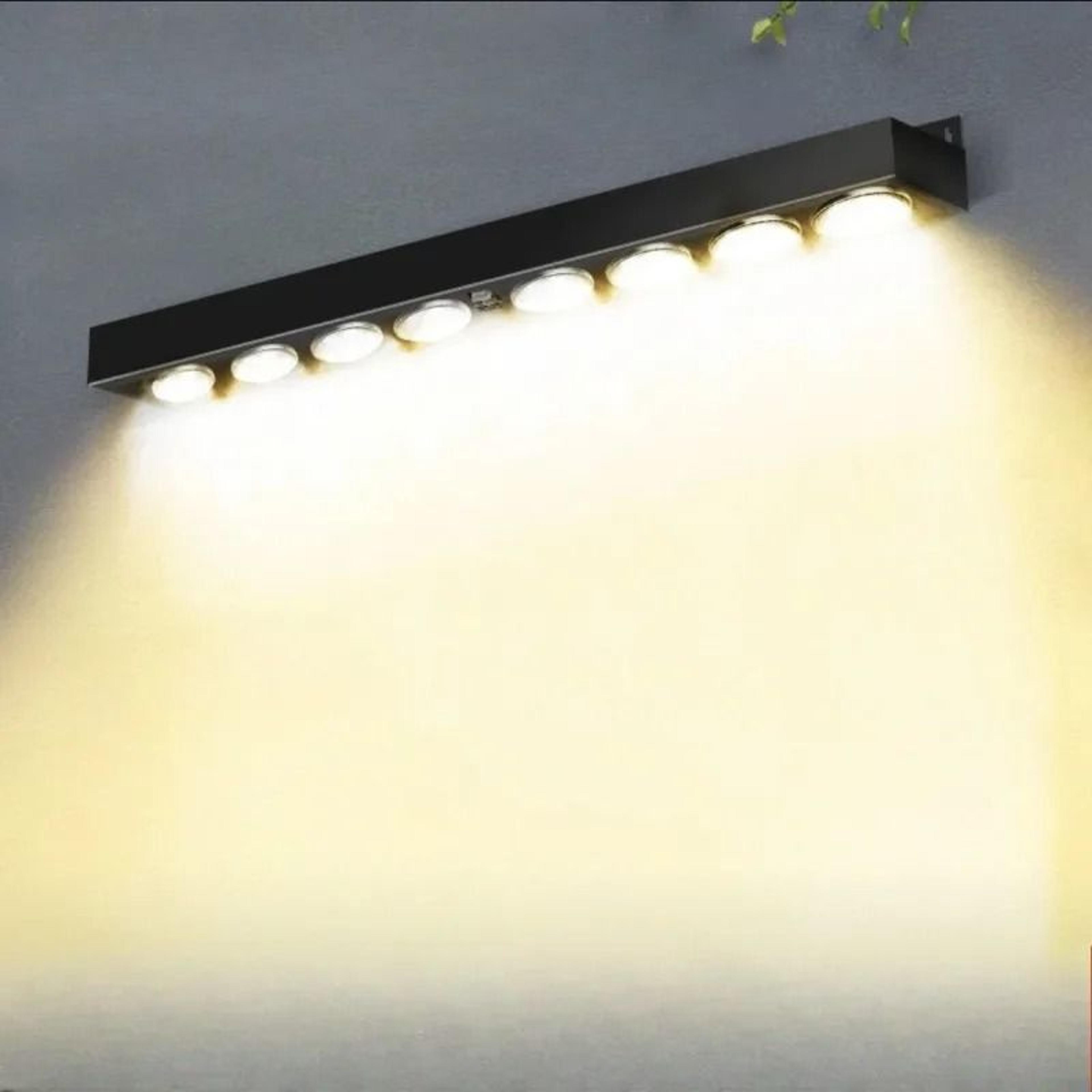 outdoor solar wall & fence sign accent light
