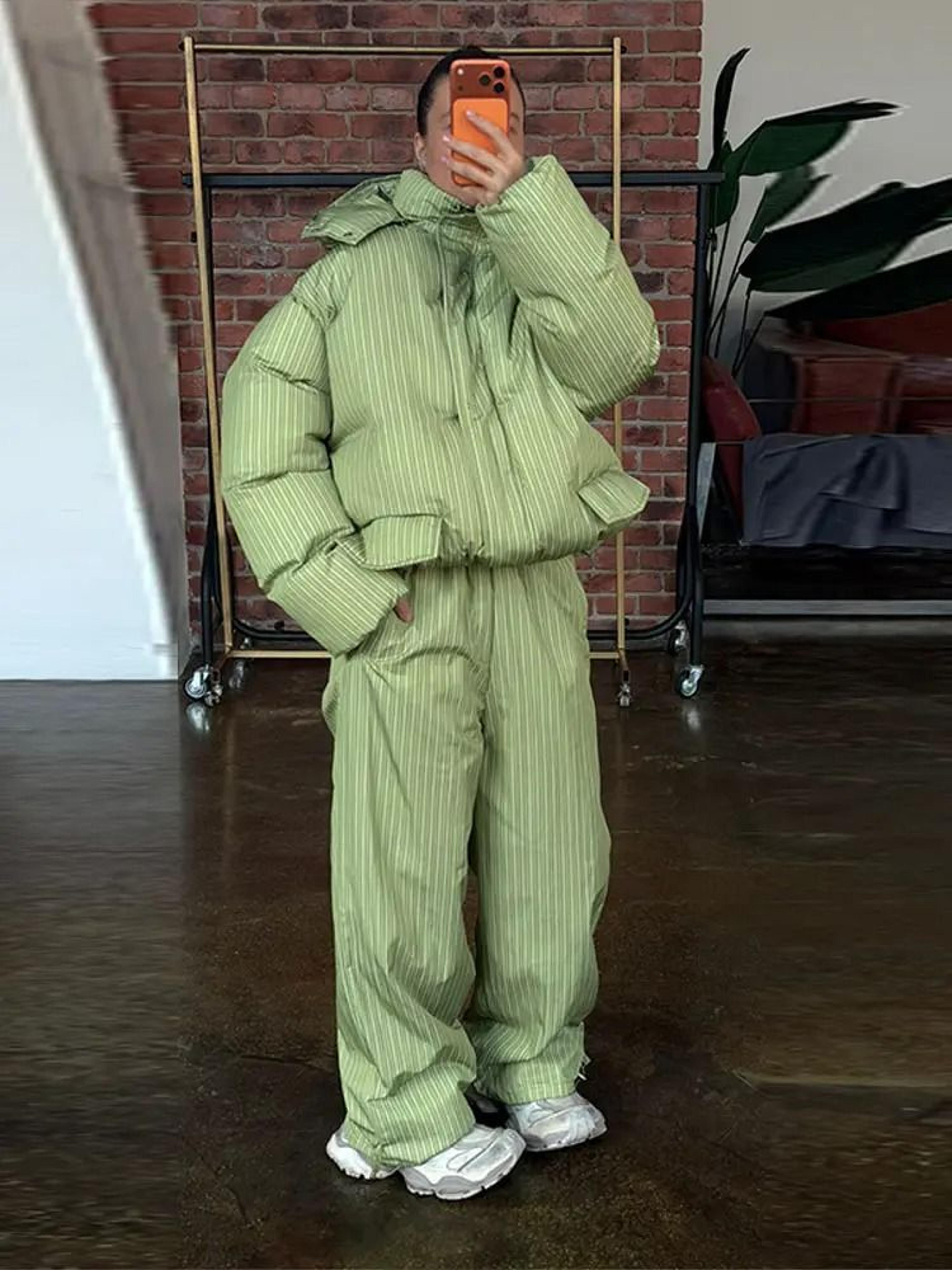 Womens Stand Collar Hooded Quilted Coat  Long Pants Set 2