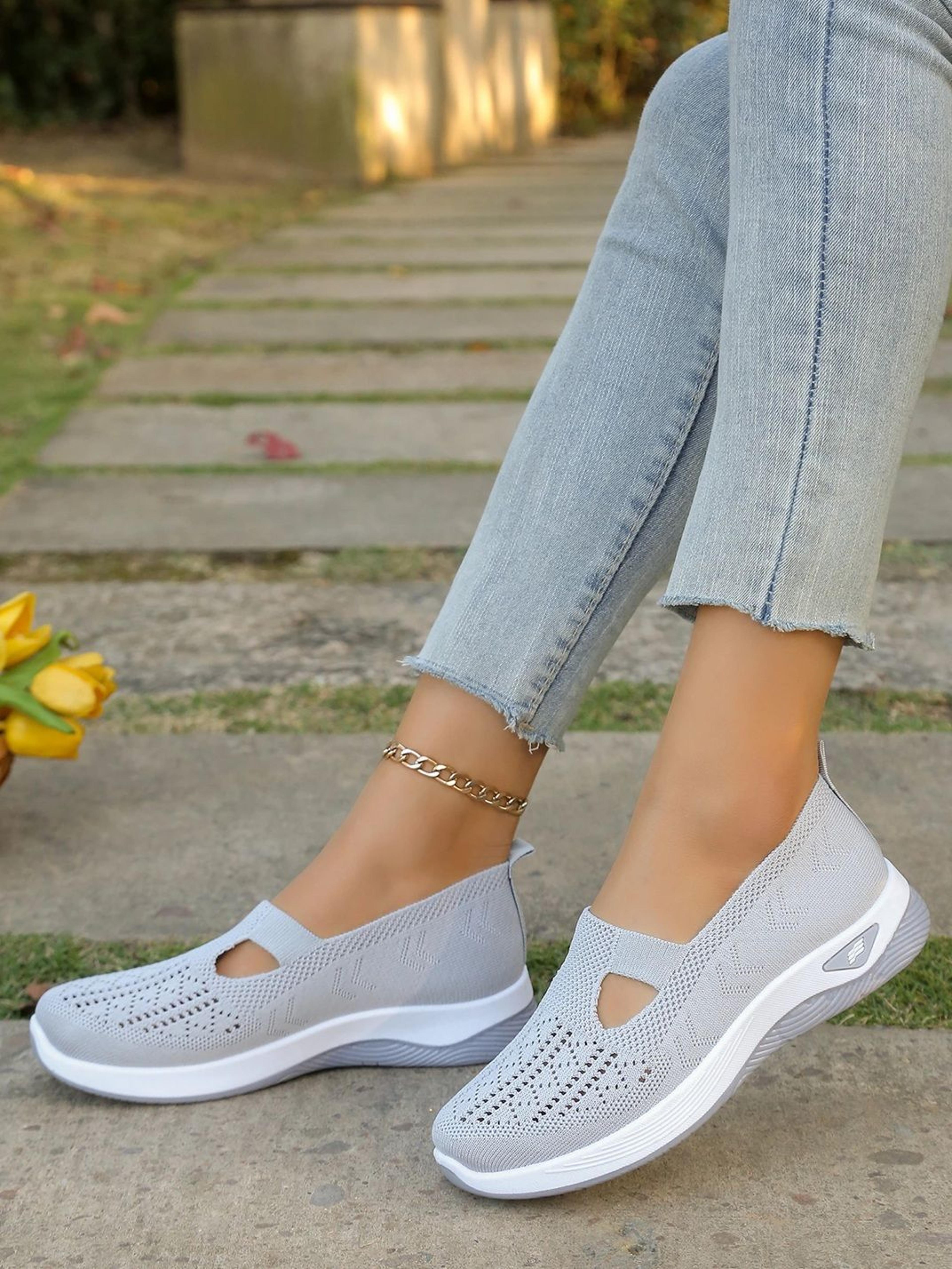 Lightweight Casual Sneakers For Women  Breathable Flat Shoes For Everyday Comfort 0
