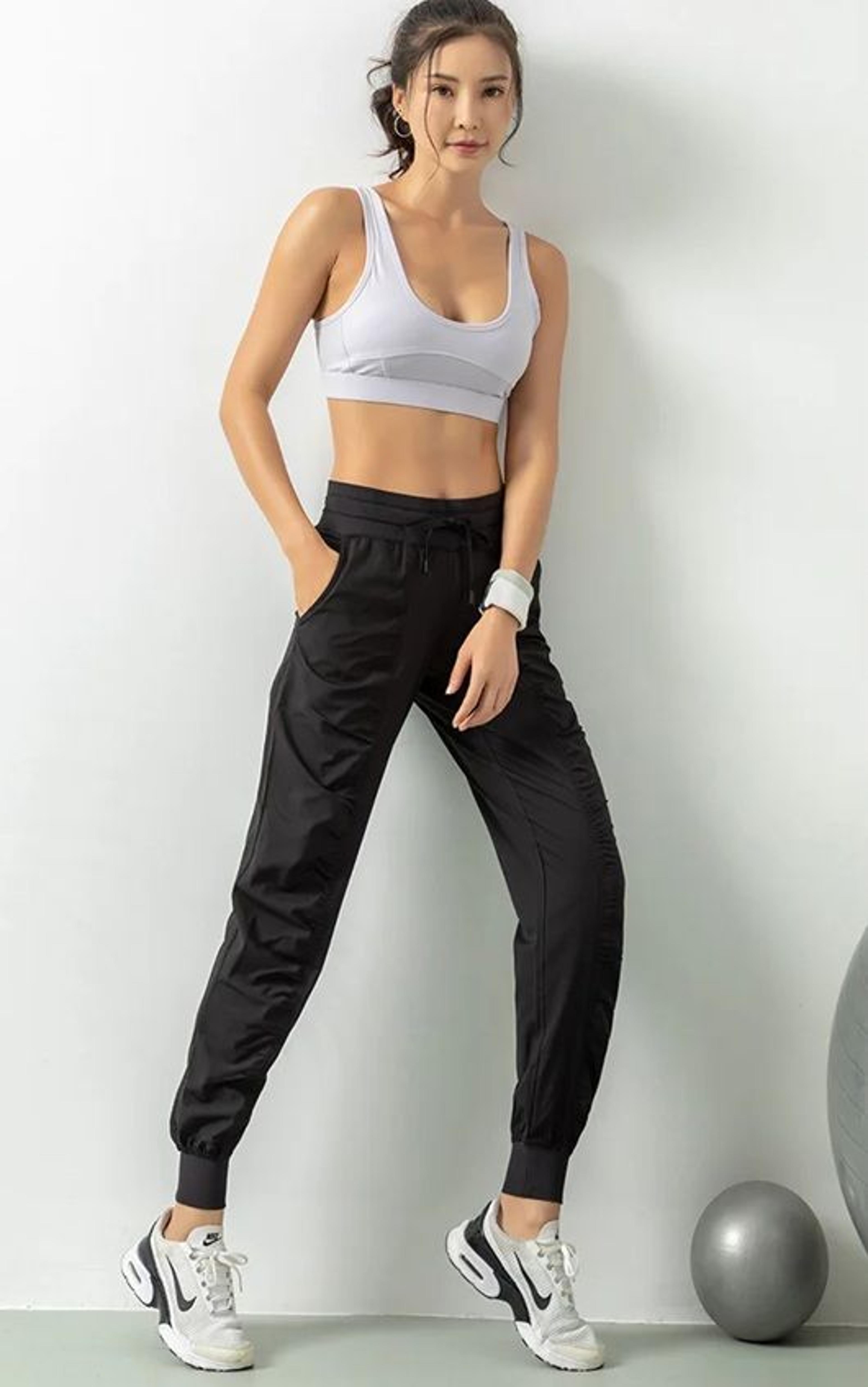 QuickDry Jogger Sweatpants For Women  Lightweight Breathable Gym  Running Pants With Pockets 0