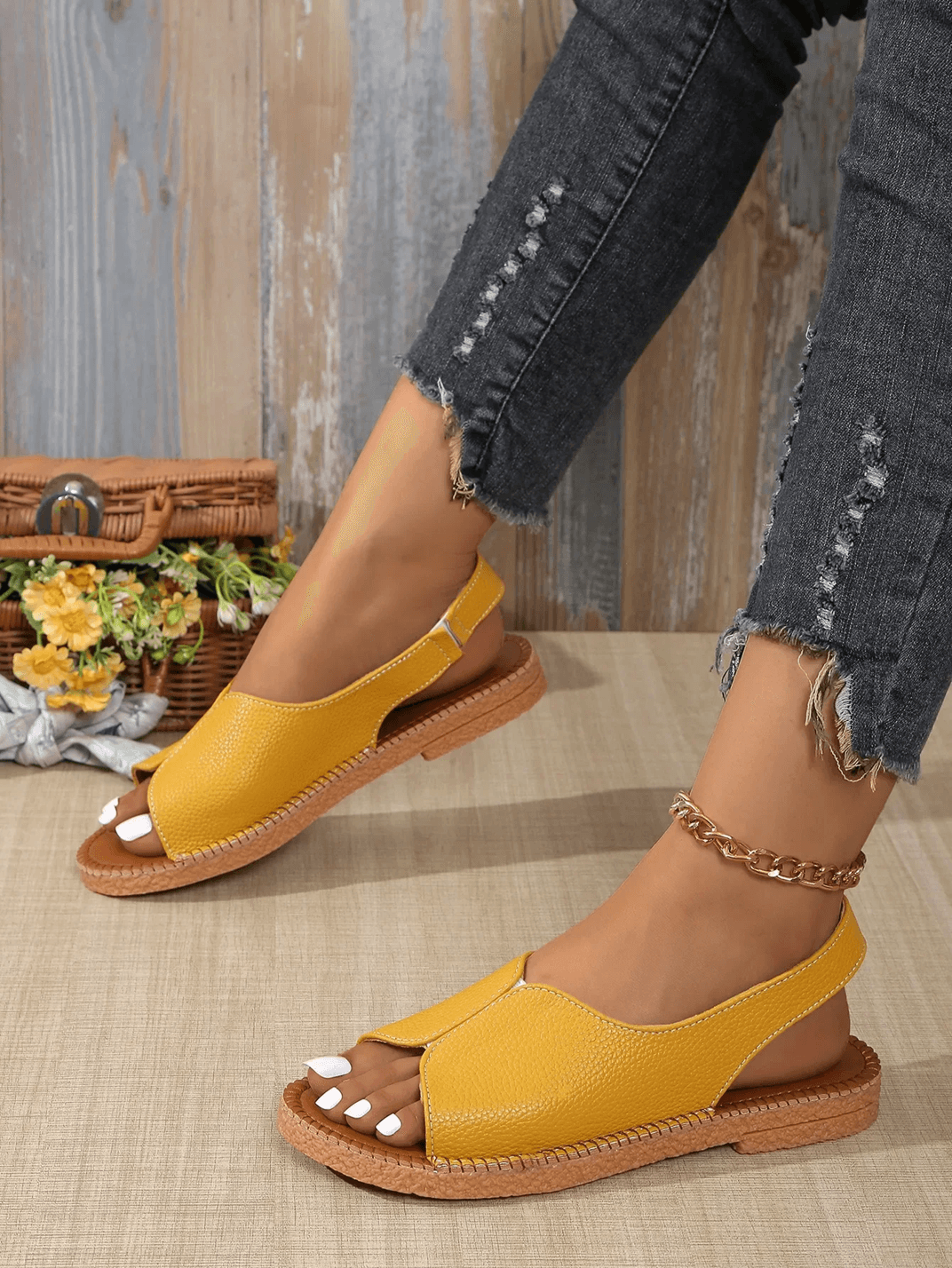 Rome Style Retro Buckle Platform Sandals For Women Lightweight Beach Shoes 0