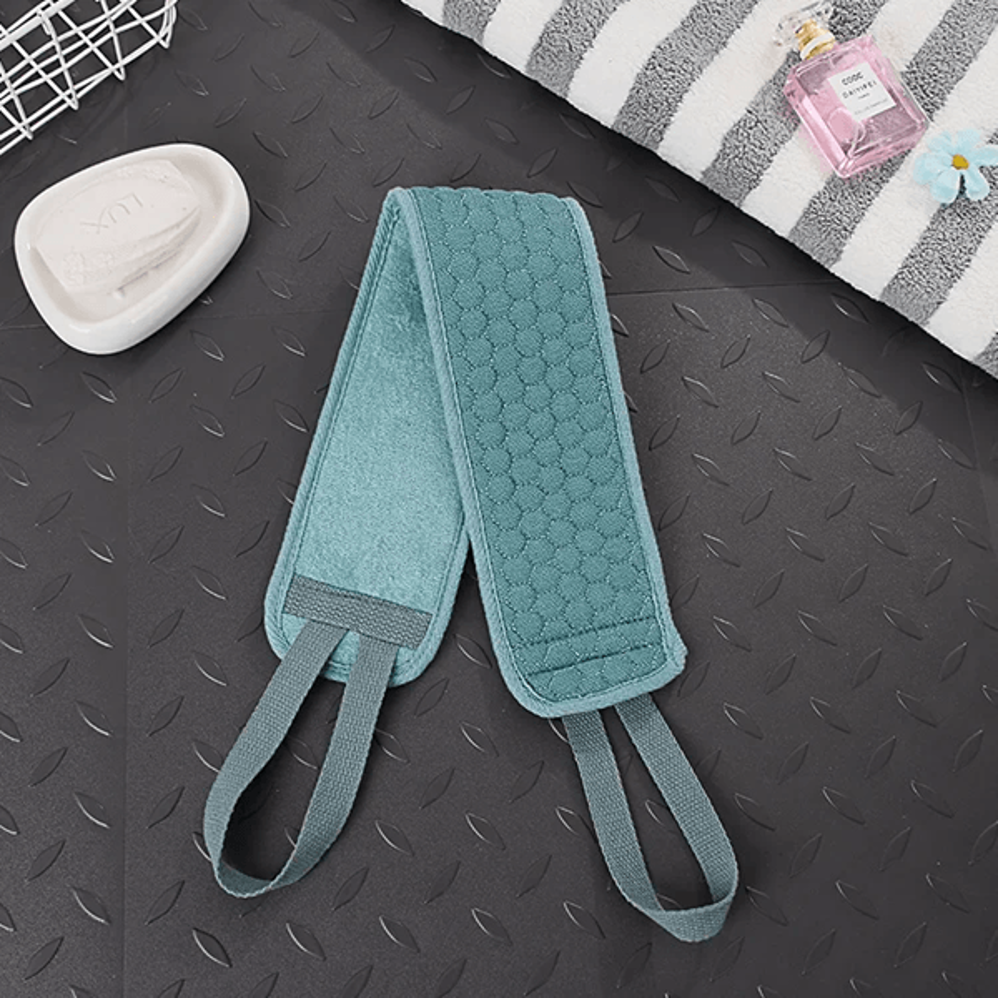 Exfoliating Back Scrubber For Shower Deep Clean Body Washcloth With Handles 4