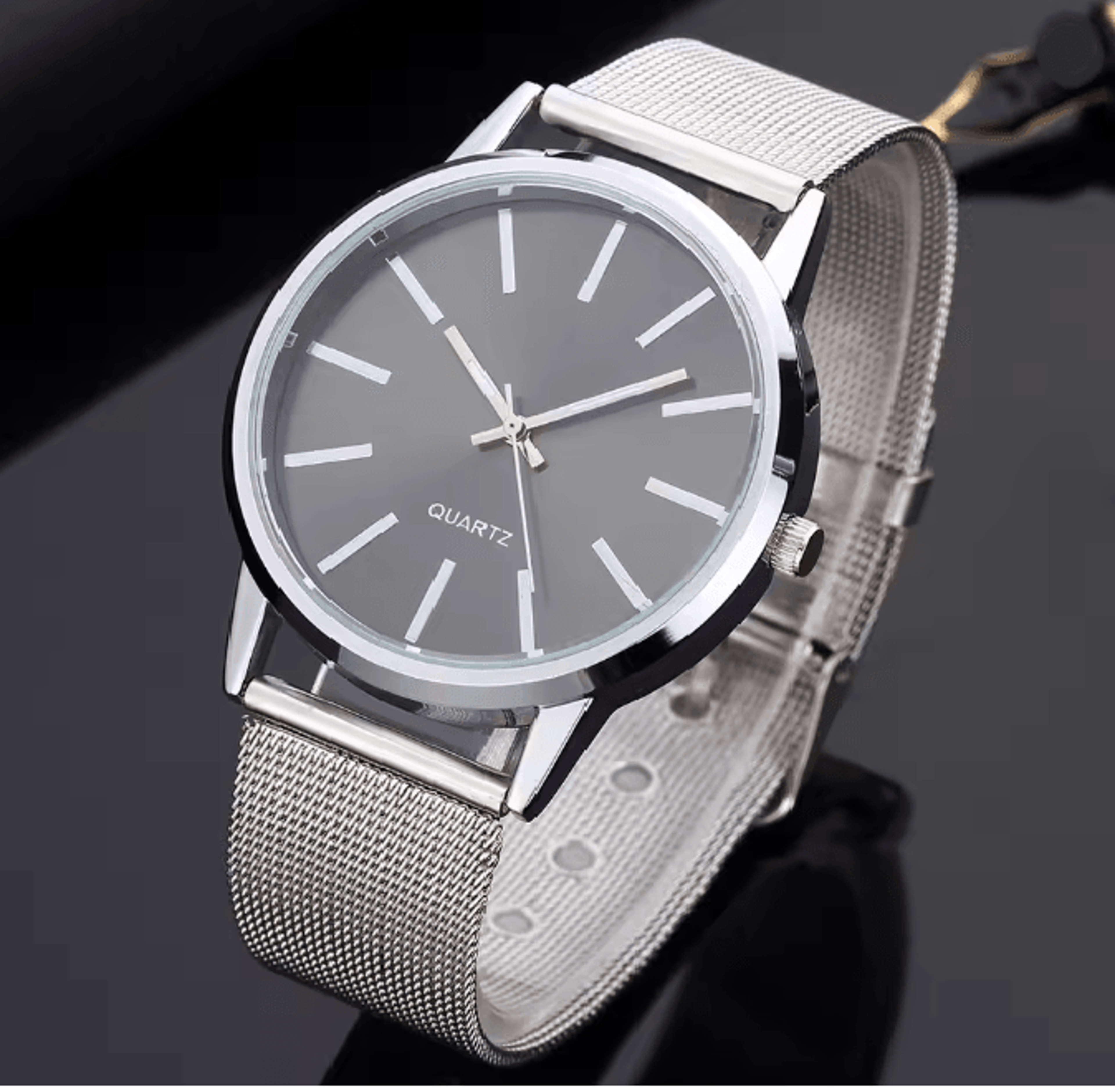 Casual Luxury Quartz Watch For Men 11