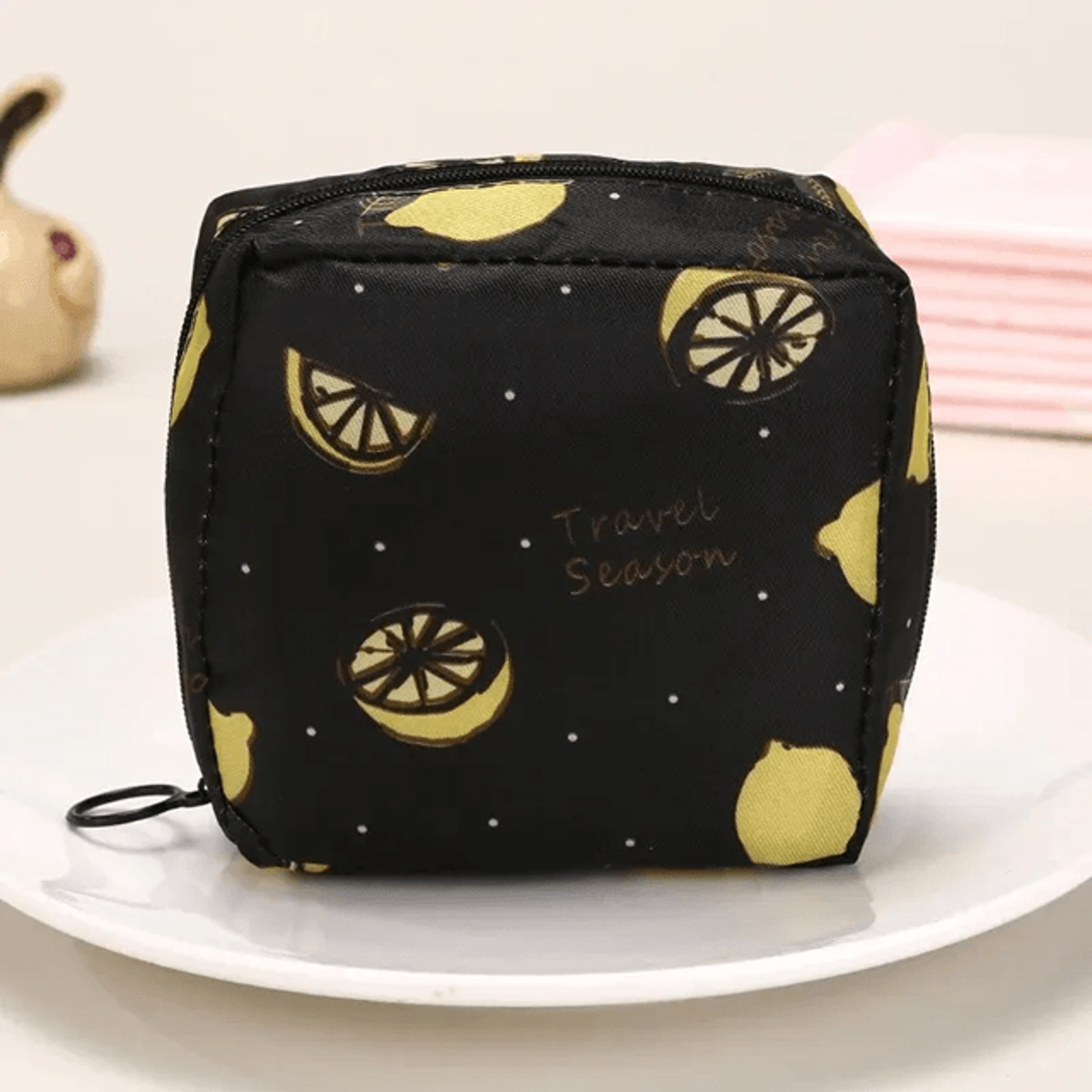 FlowGuard Portable Sanitary Napkin Storage Pouch Waterproof Organizer 3