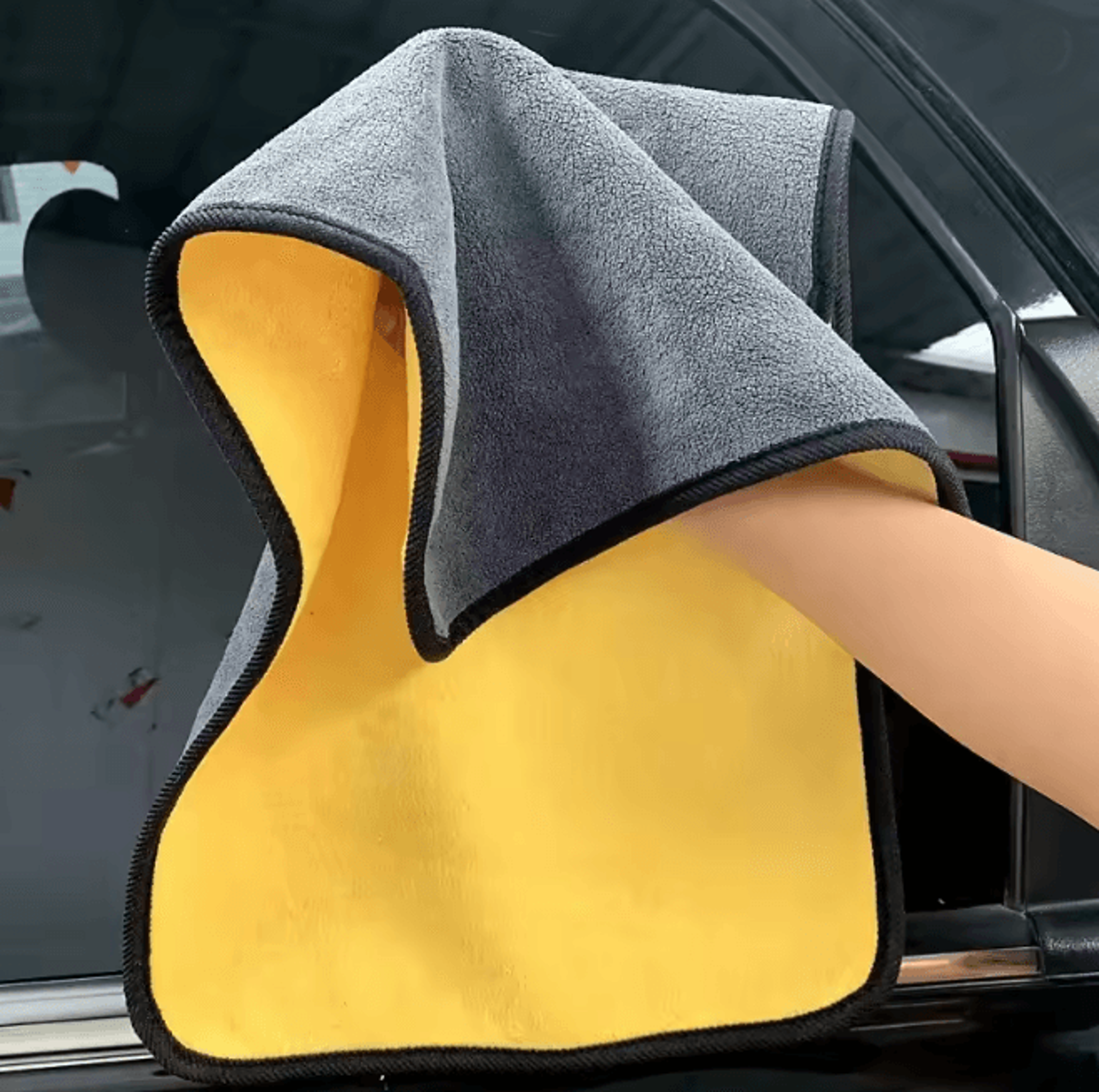 UltraClean Microfiber Car Wash And Drying Towels 1