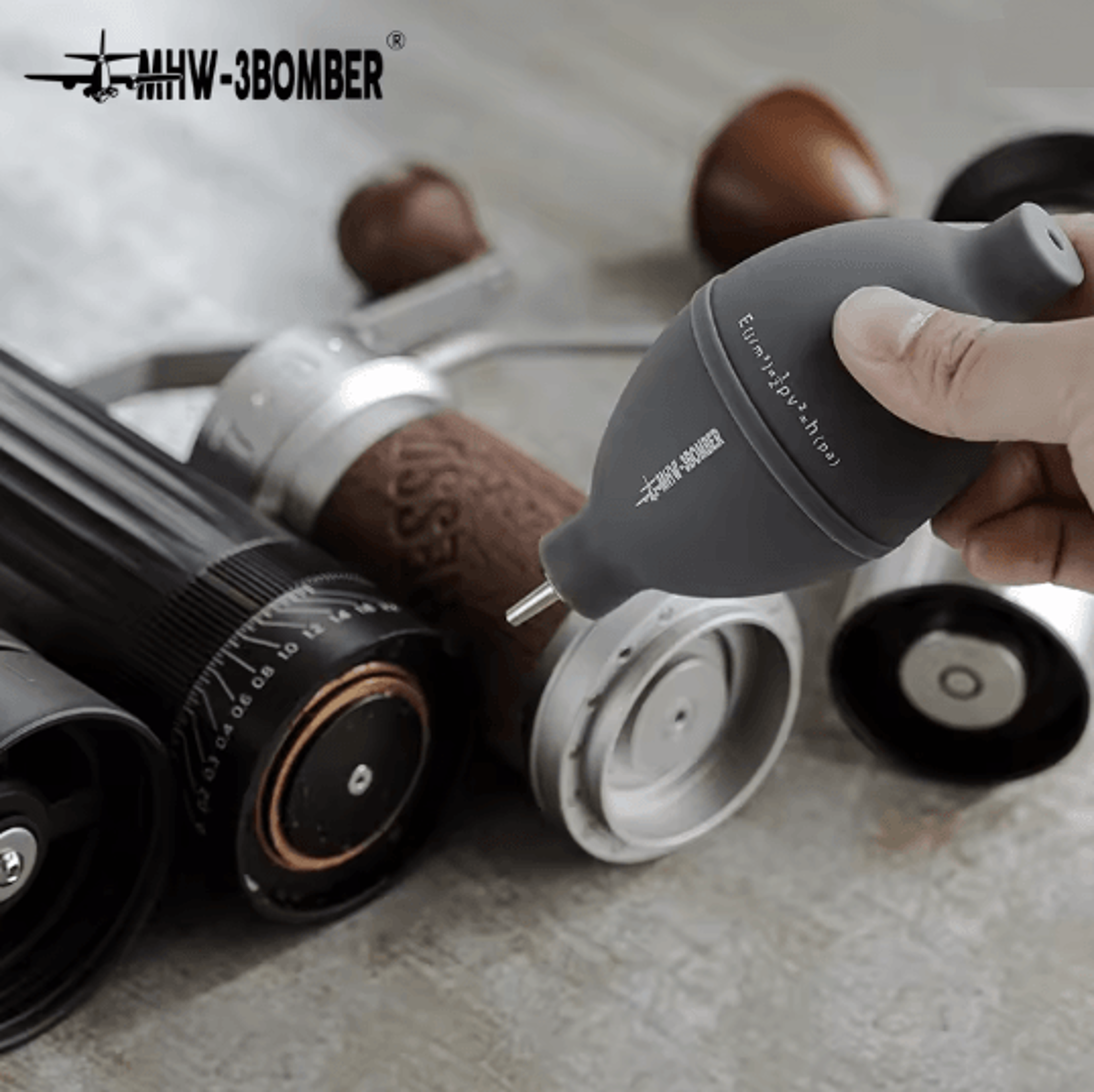 mhw 3bomber coffee grinder air blower cleaning tool for baristas