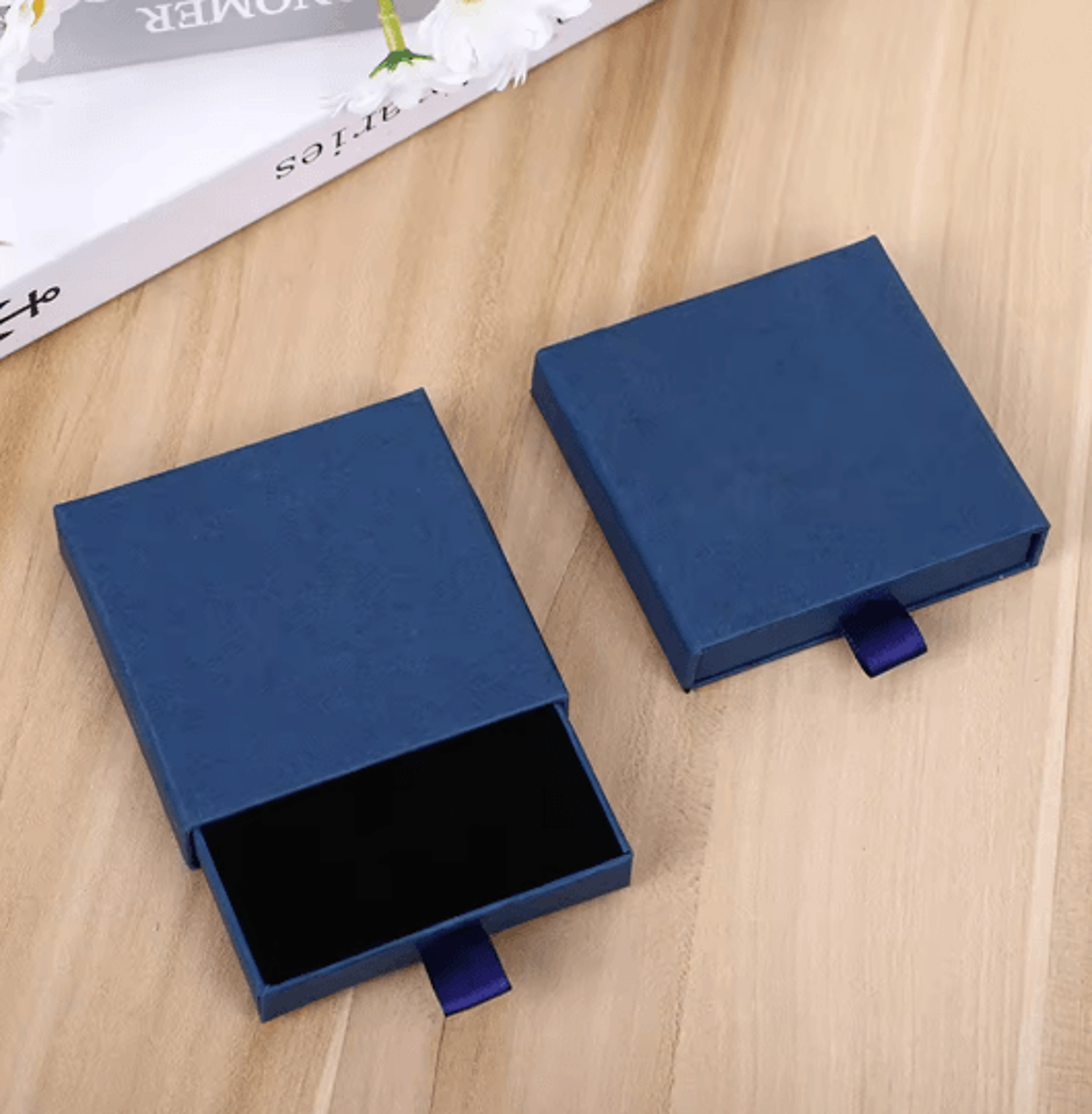 Thick Kraft Paper Drawer Jewelry Box With Sponge Insert 5
