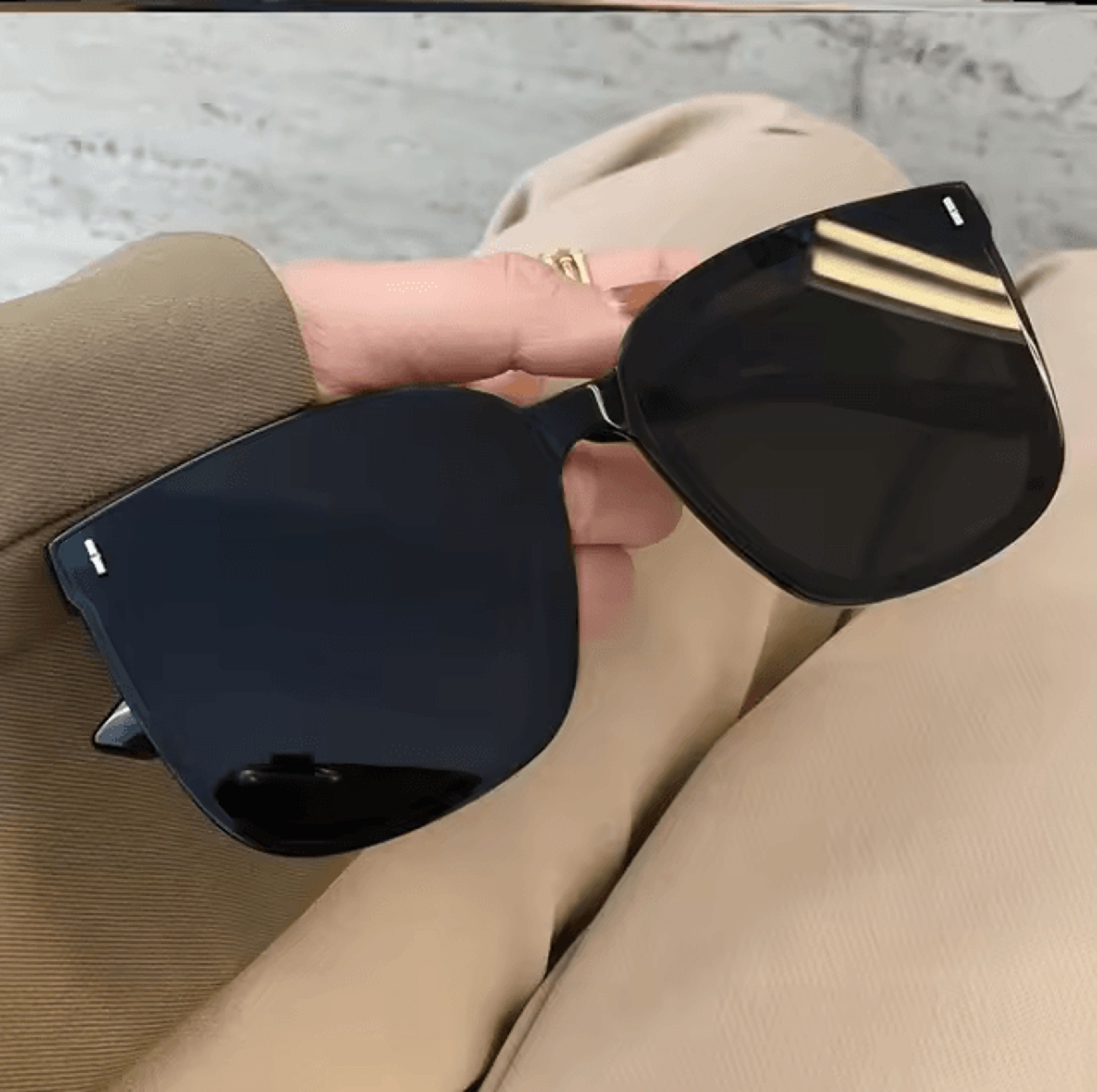 RetroShield UV Protection Sunglasses Classic Unisex Driving Shades 5