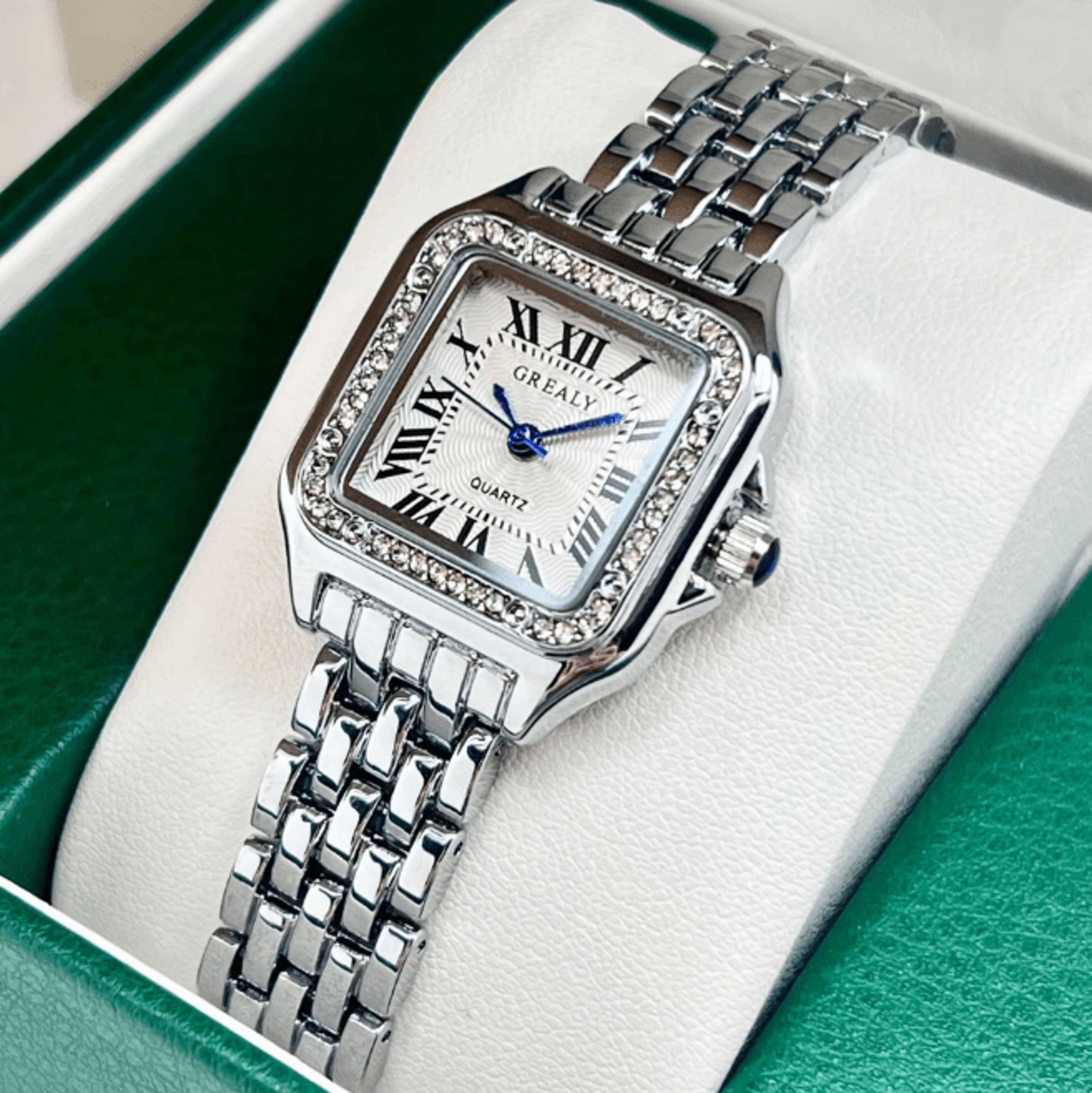 Elegance Gold Stainless Steel Women Watch Luxury Quartz Bracelet 1