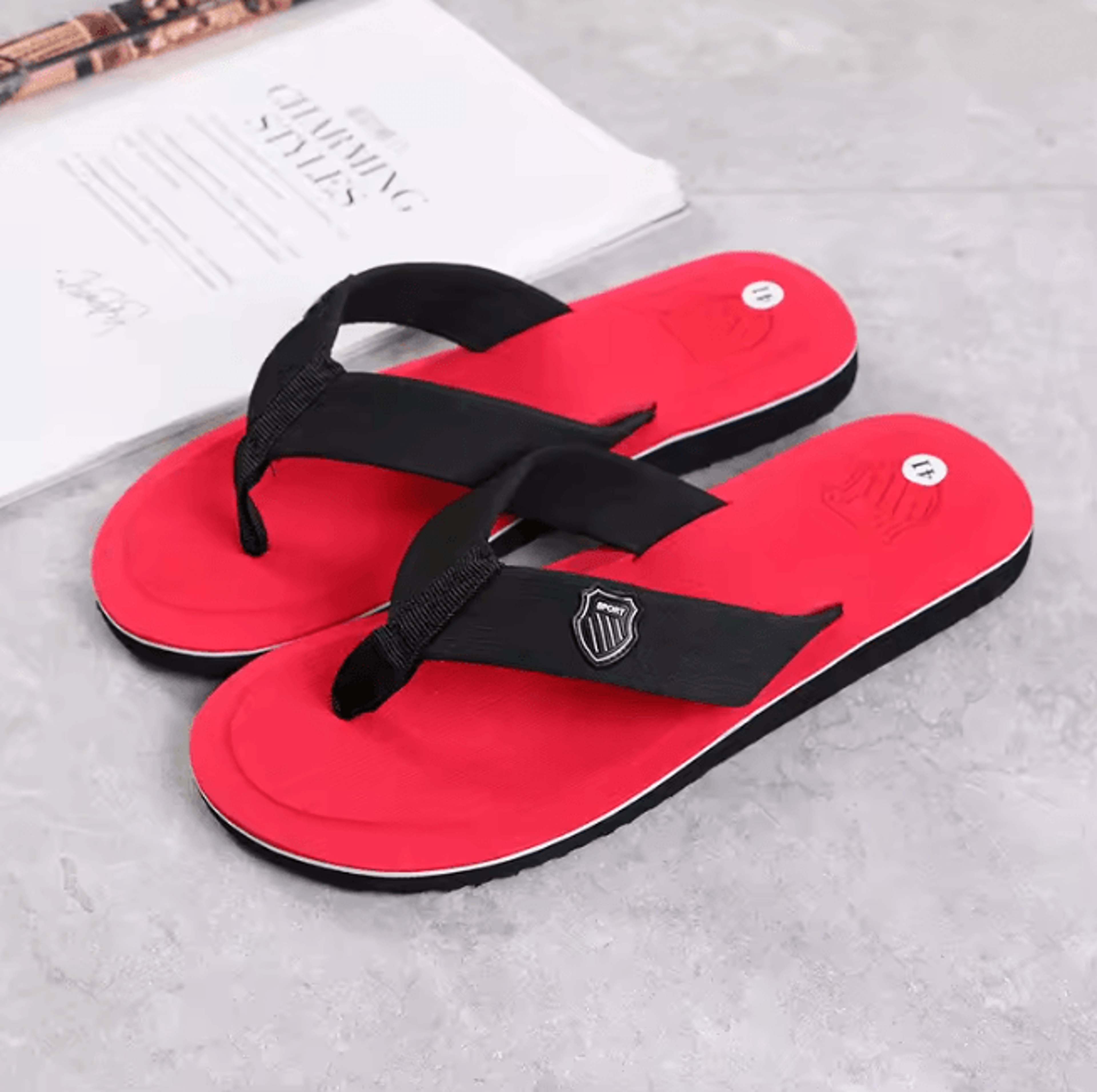 CoastFlex Mens Casual Flip Flops Non Slip Summer Beach Slides 5