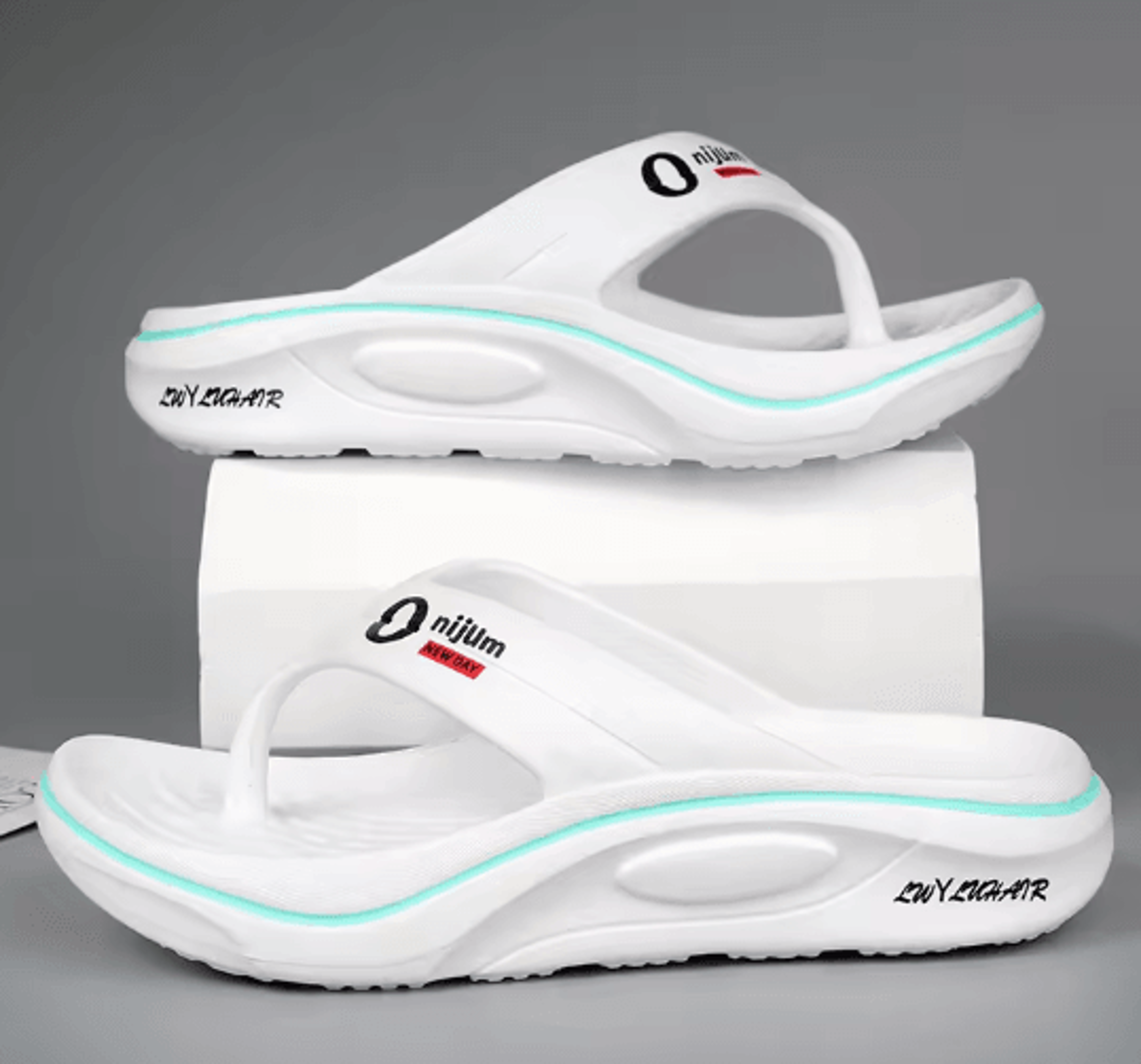 CloudStep Mens Comfortable Flip Flops Soft Beach Slides 2
