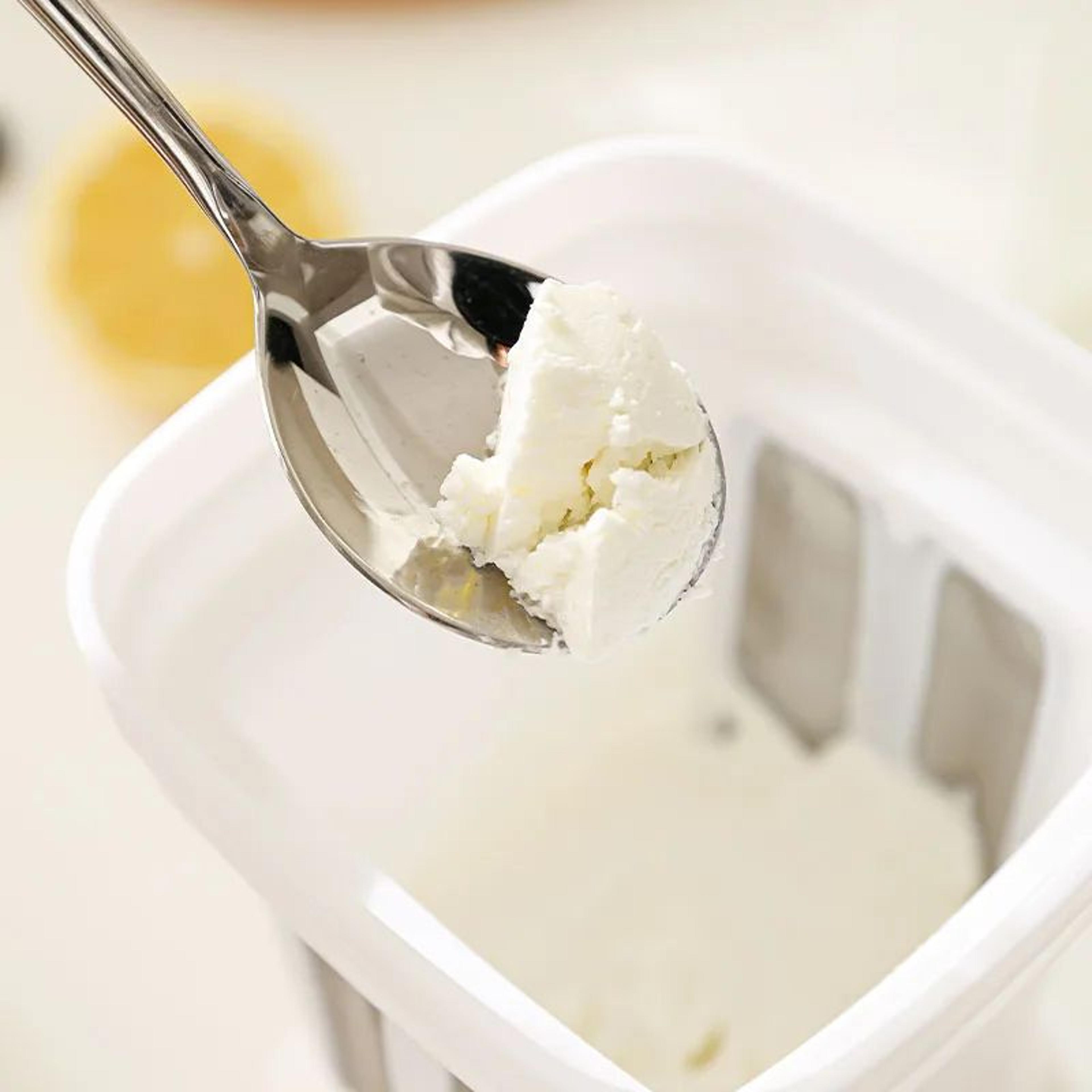 Greek Yogurt Strainer Maker With Storage Container And Whey Separator 4