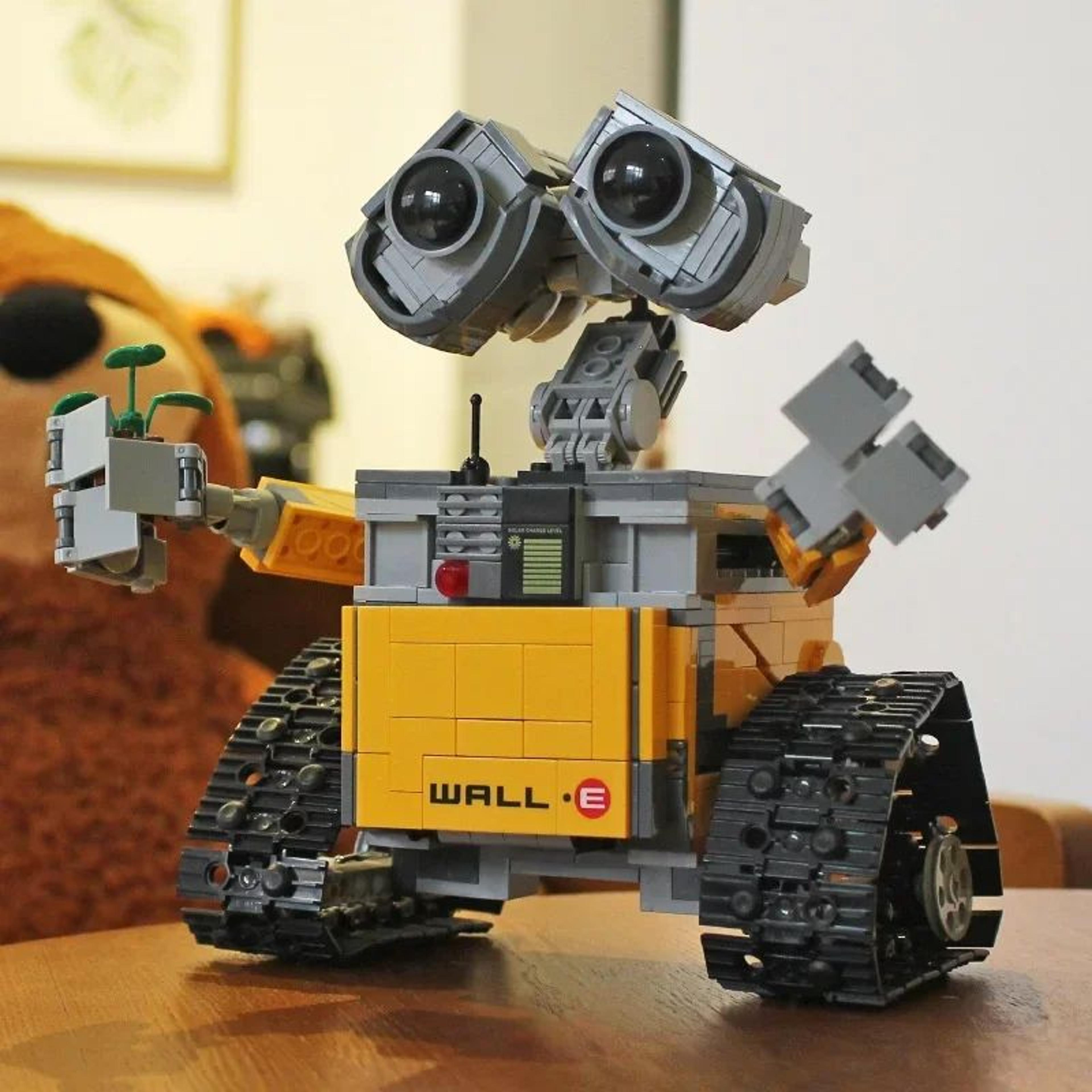 Wall E Robot Building Blocks Set Collectible Assembly Model Toy For Kids And Adults 2