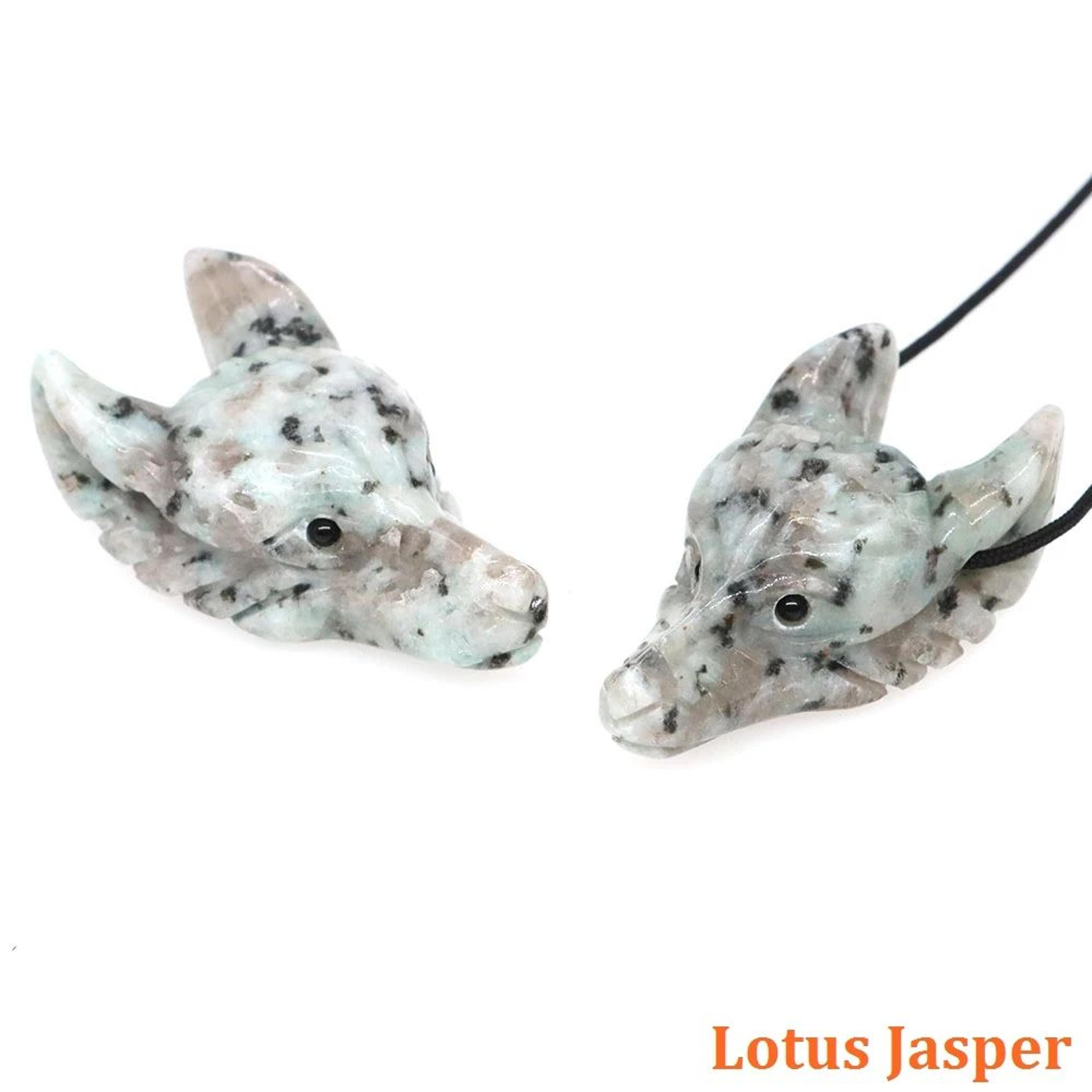 Hand Carved Wolf Head Crystal Pendant Natural Stone Animal Necklace Charm 11
