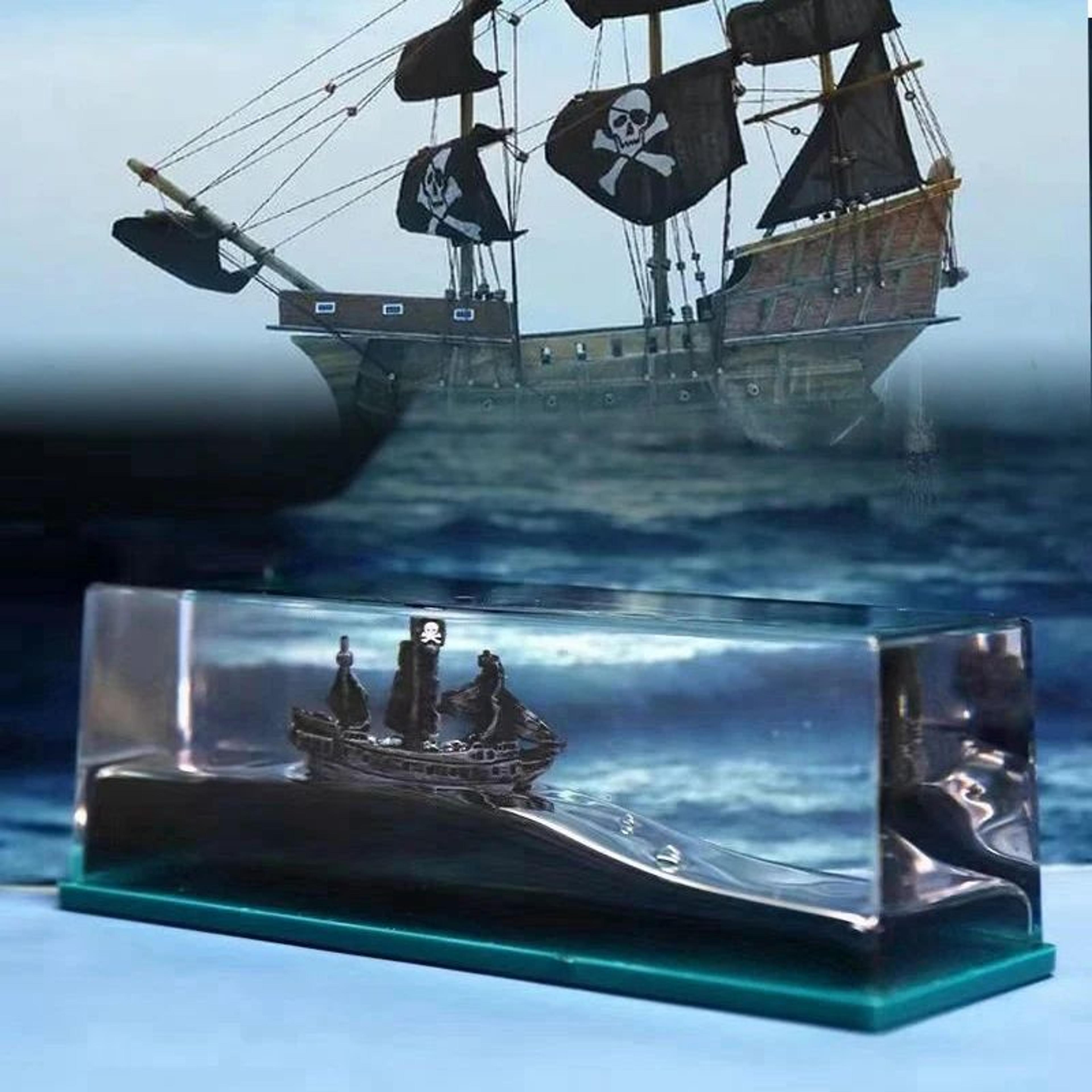 floating ship liquid bottle black pearl desk decor indestructible ship ornament
