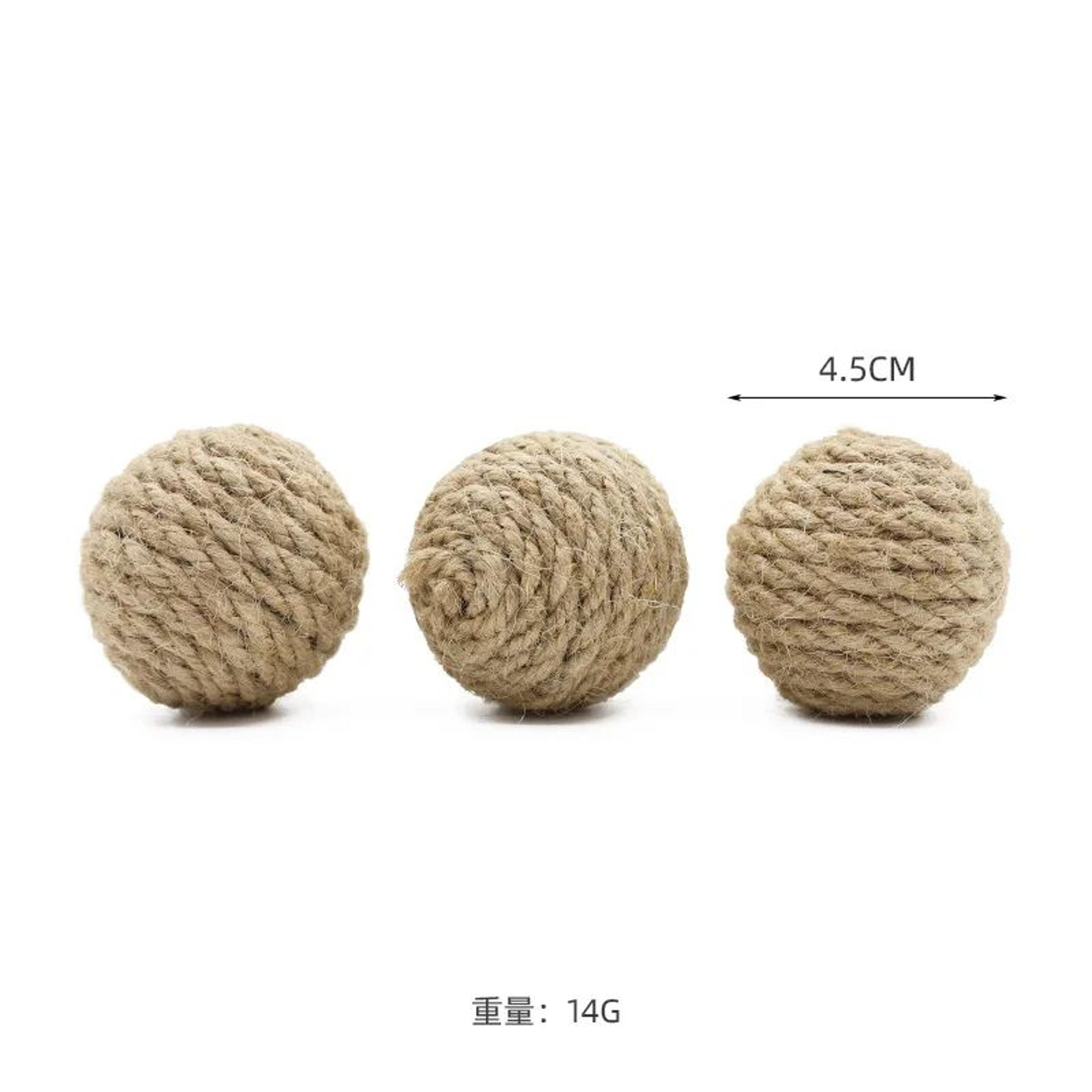Natural Sisal Cat Ball Toy Interactive Chew And Fetch Toy 2