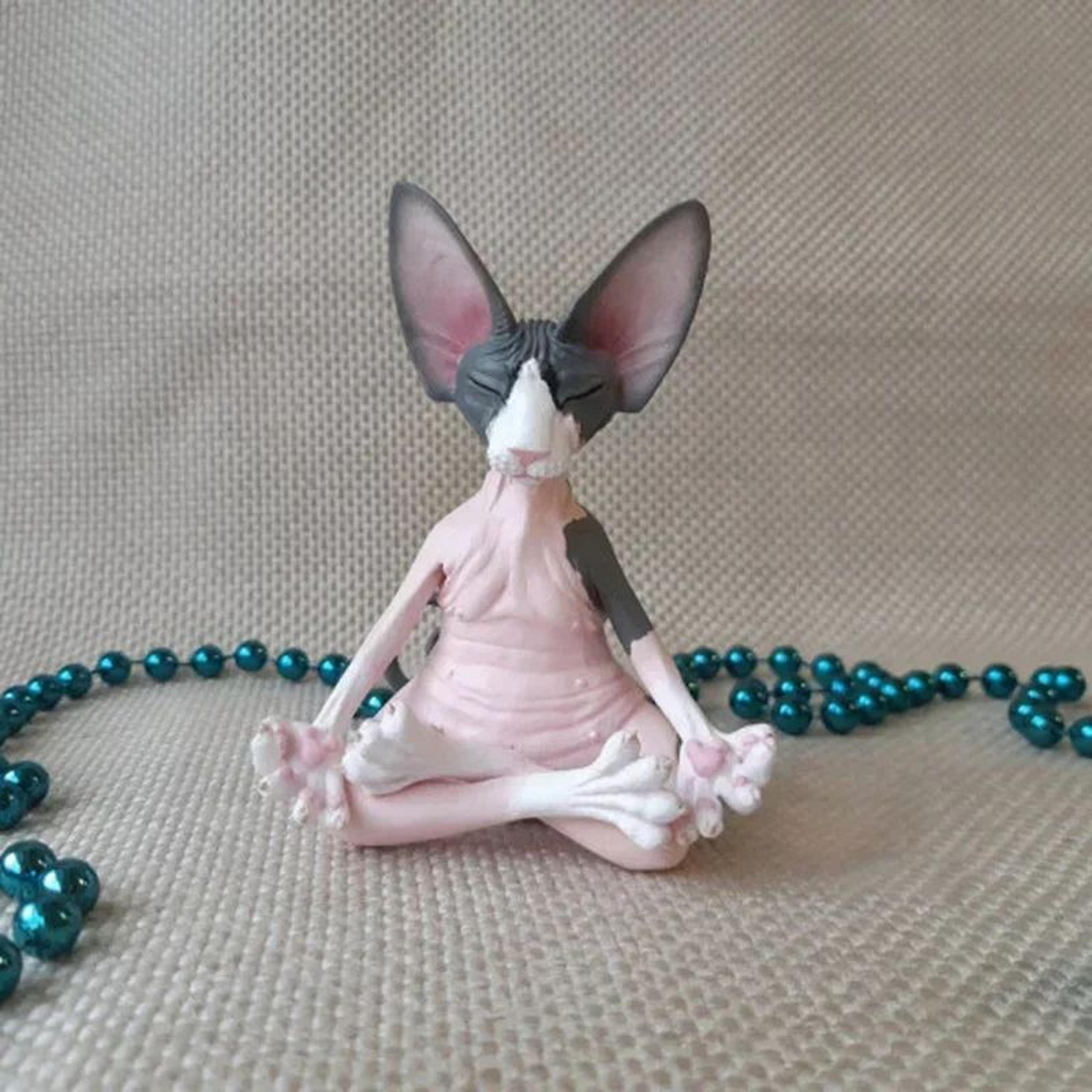 Meditating Sphynx Cat Figurine Zen Decor 2