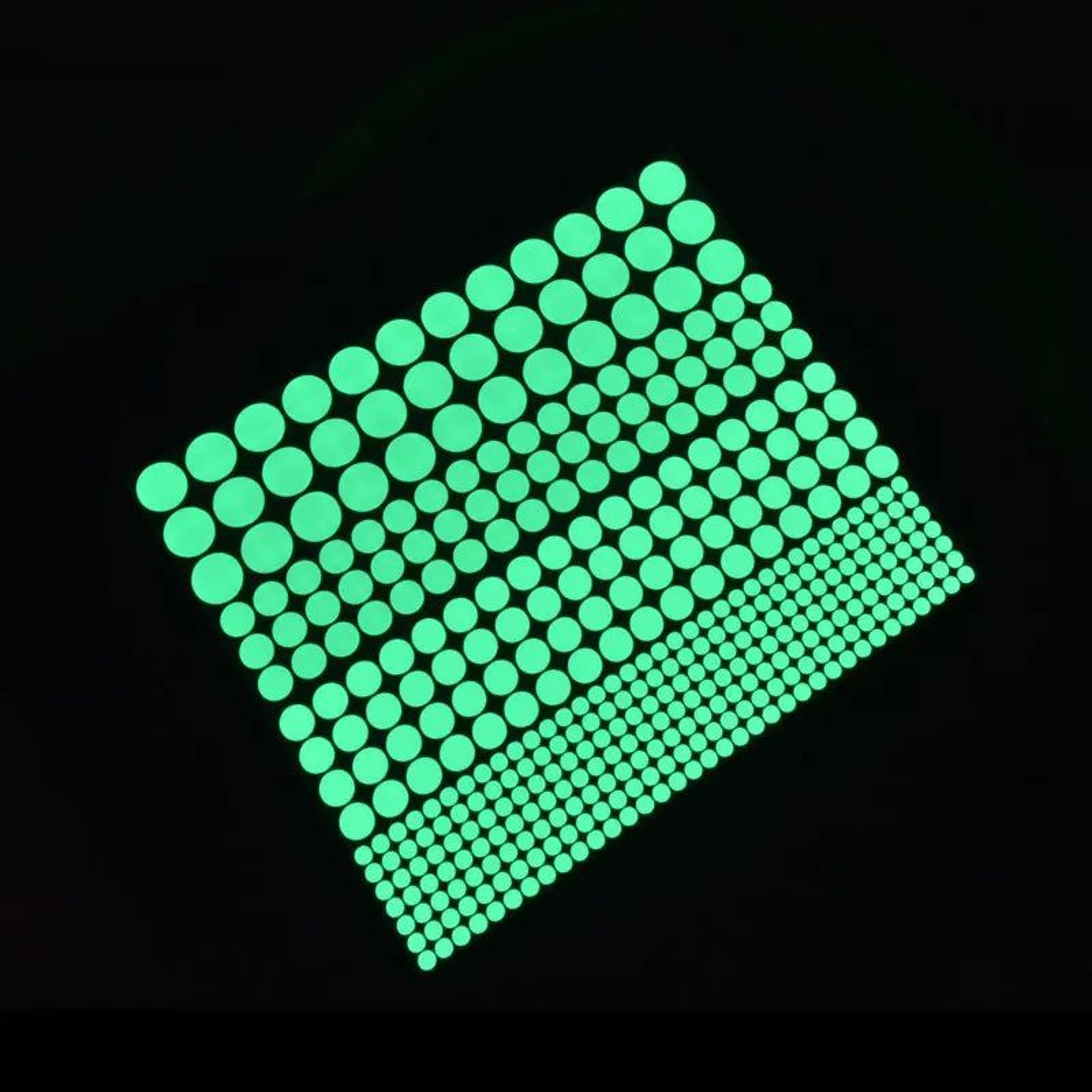 Glow In The Dark Dot Wall Stickers 0
