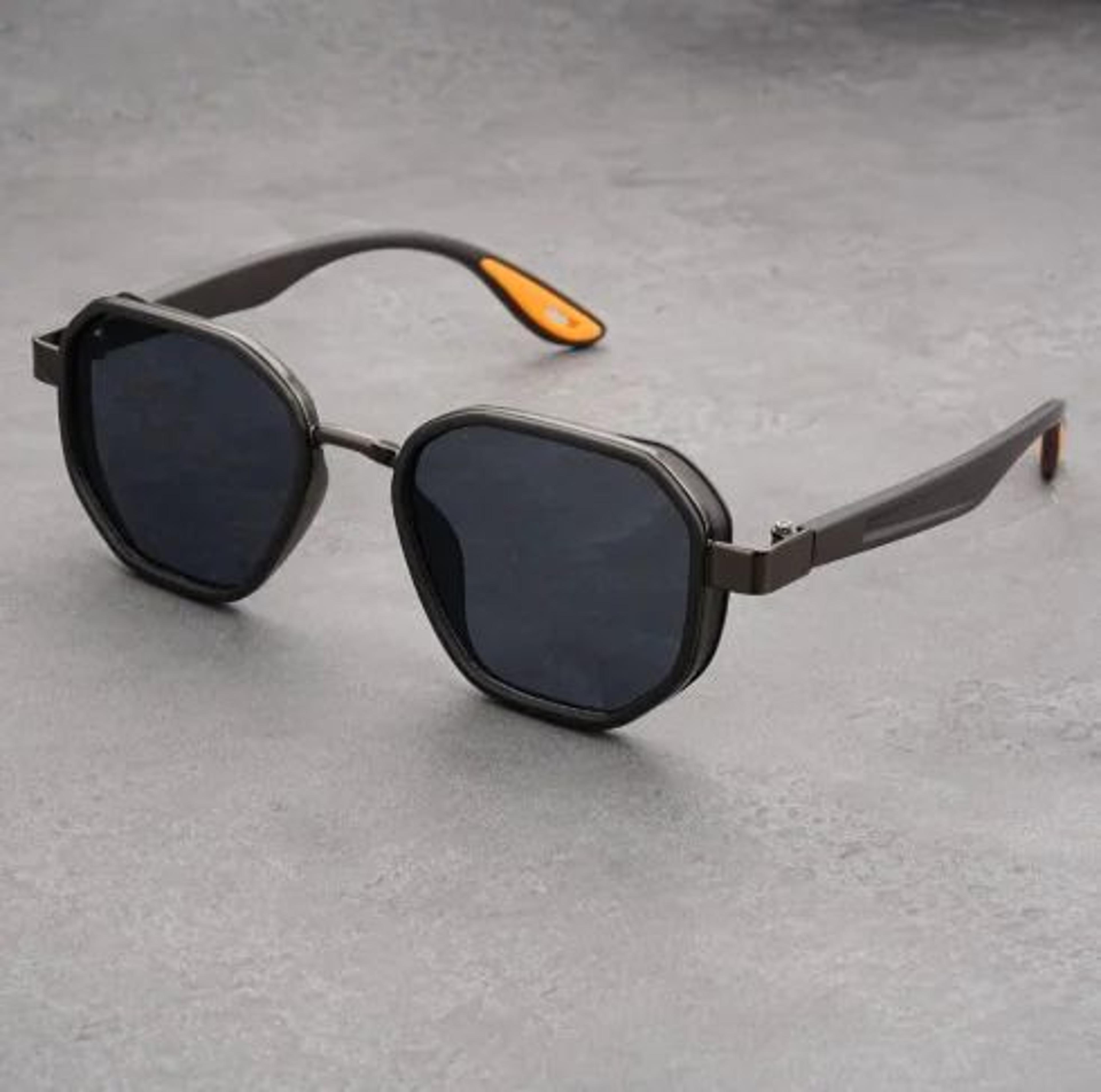 Vintage Round UV400 Sunglasses 11