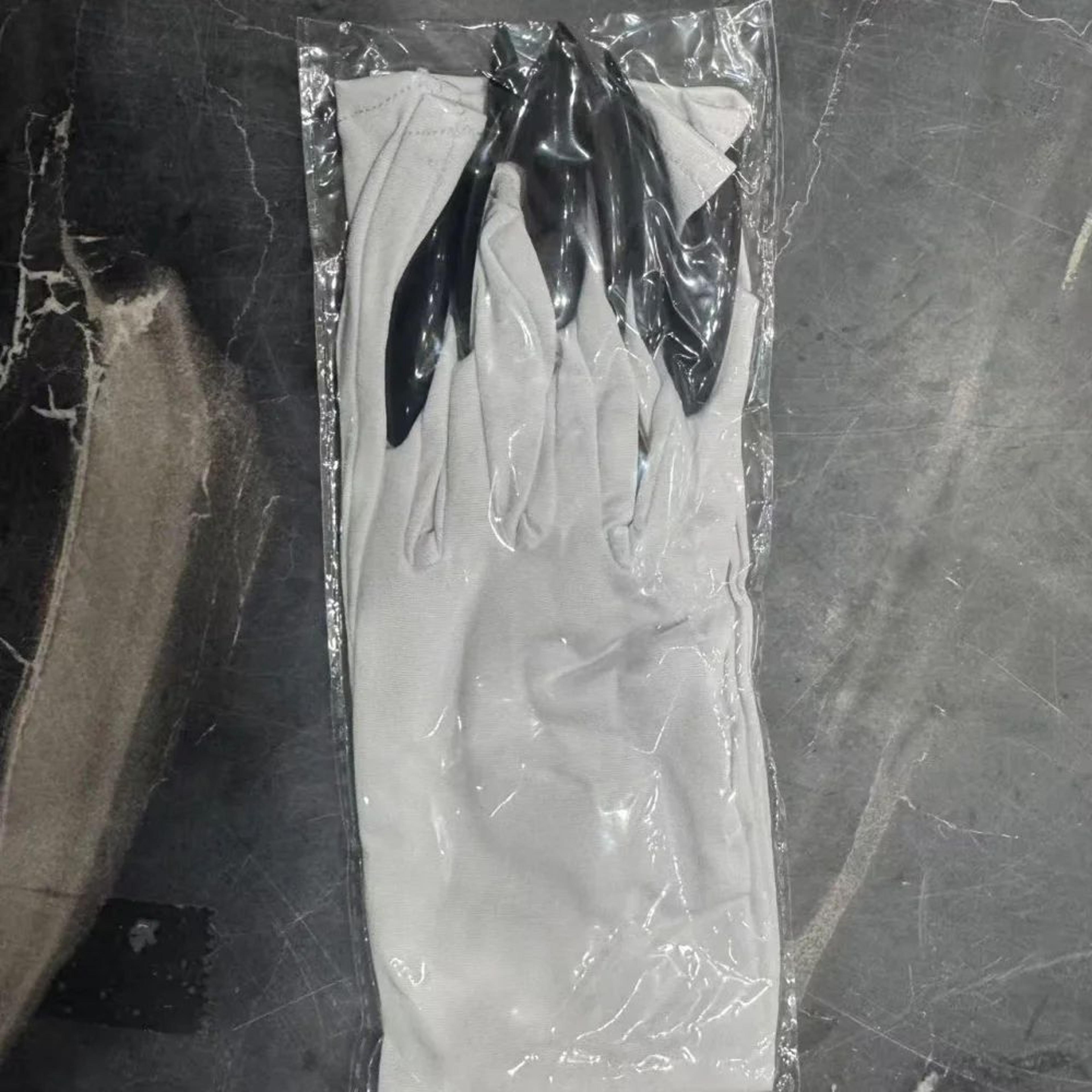 Gothic Ghost Claw Long Nail Gloves 9