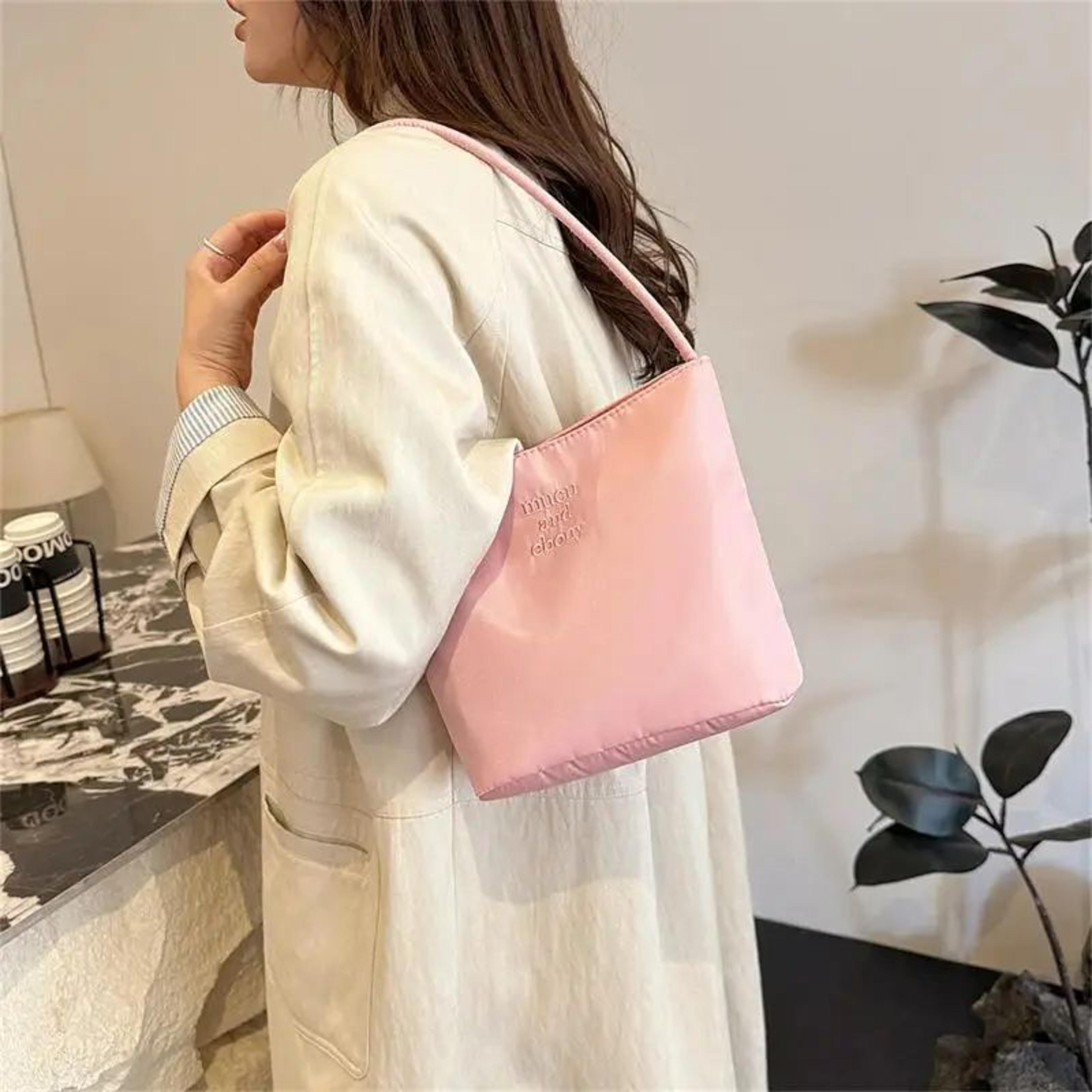 High Capacity Waterproof Shoulder Bag 2