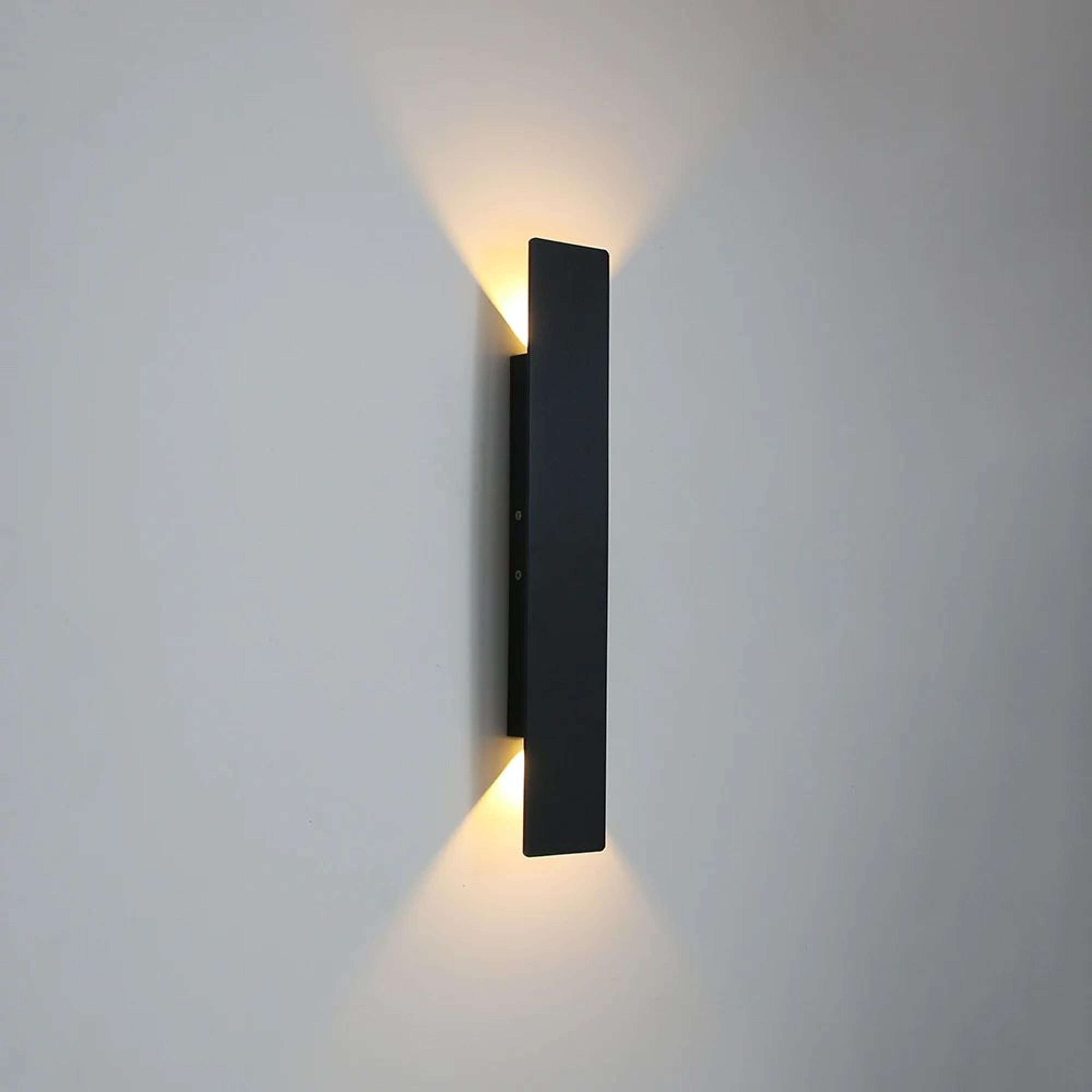 Modern Aluminum LED Strip Wall Light 0