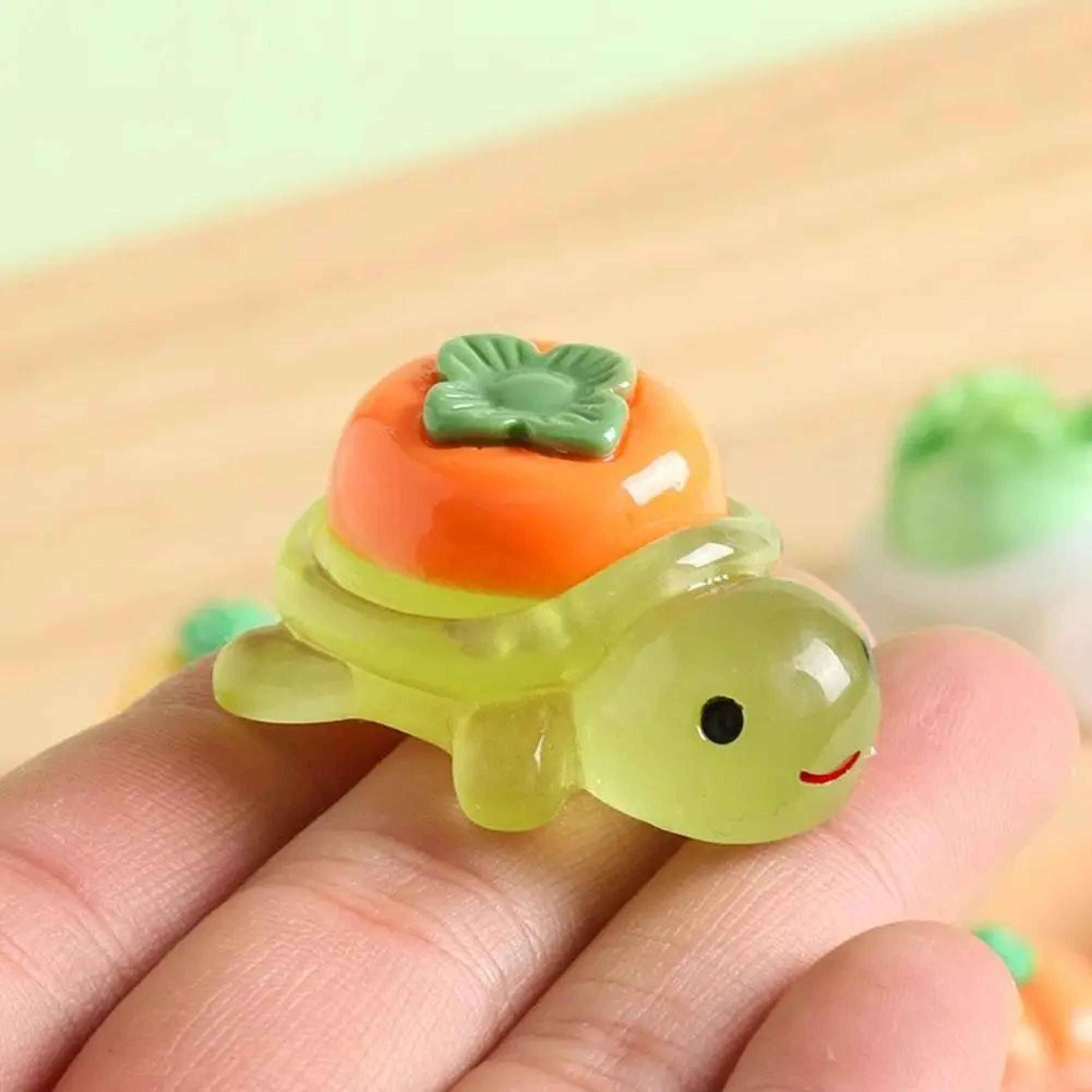 Mini Glow In The Dark Turtle Figurines 2