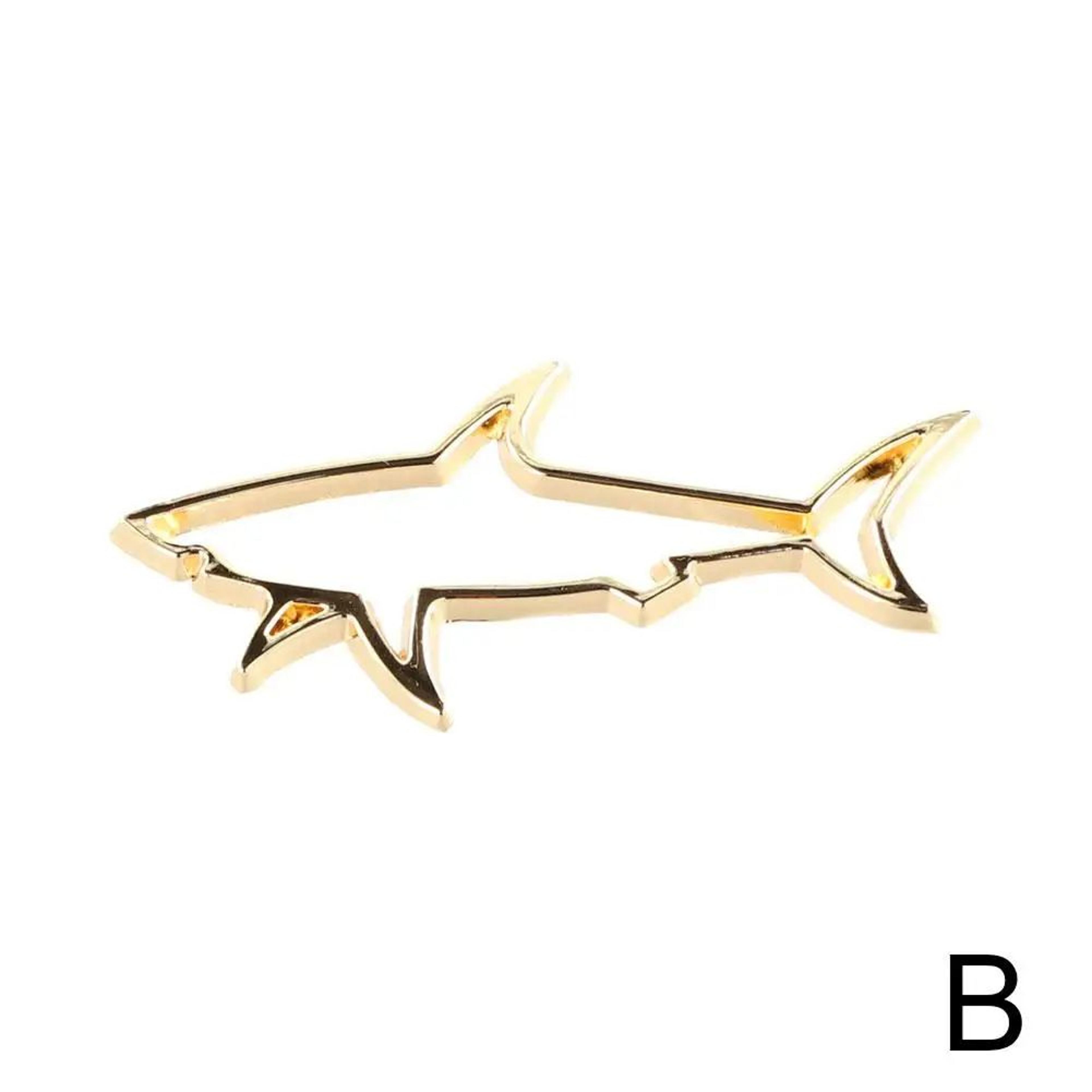 3D Metal Hollow Shark Car Emblem 7