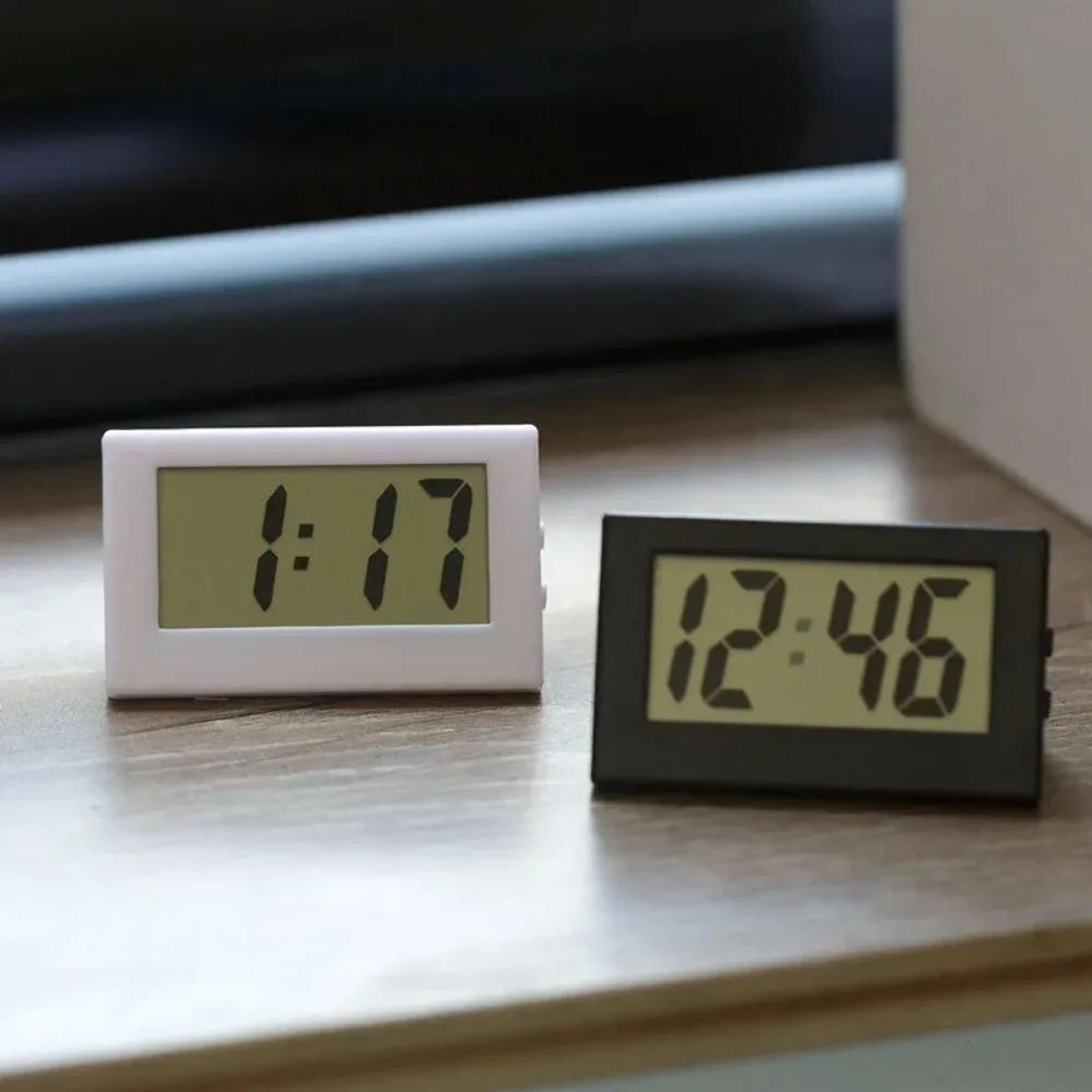 Portable Mini Digital Desk Clock 1