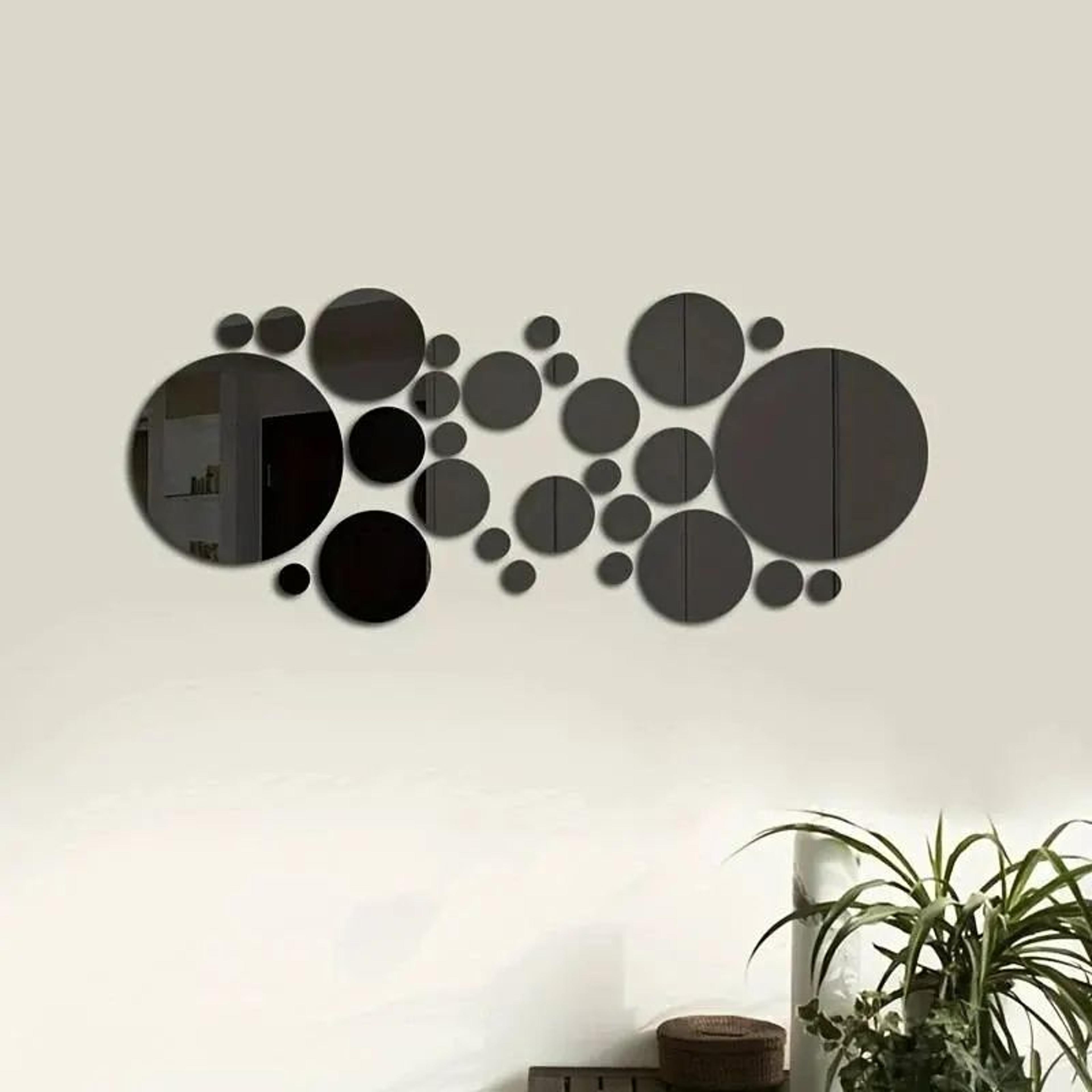 26 Piece Round Acrylic Mirror Wall Stickers 1