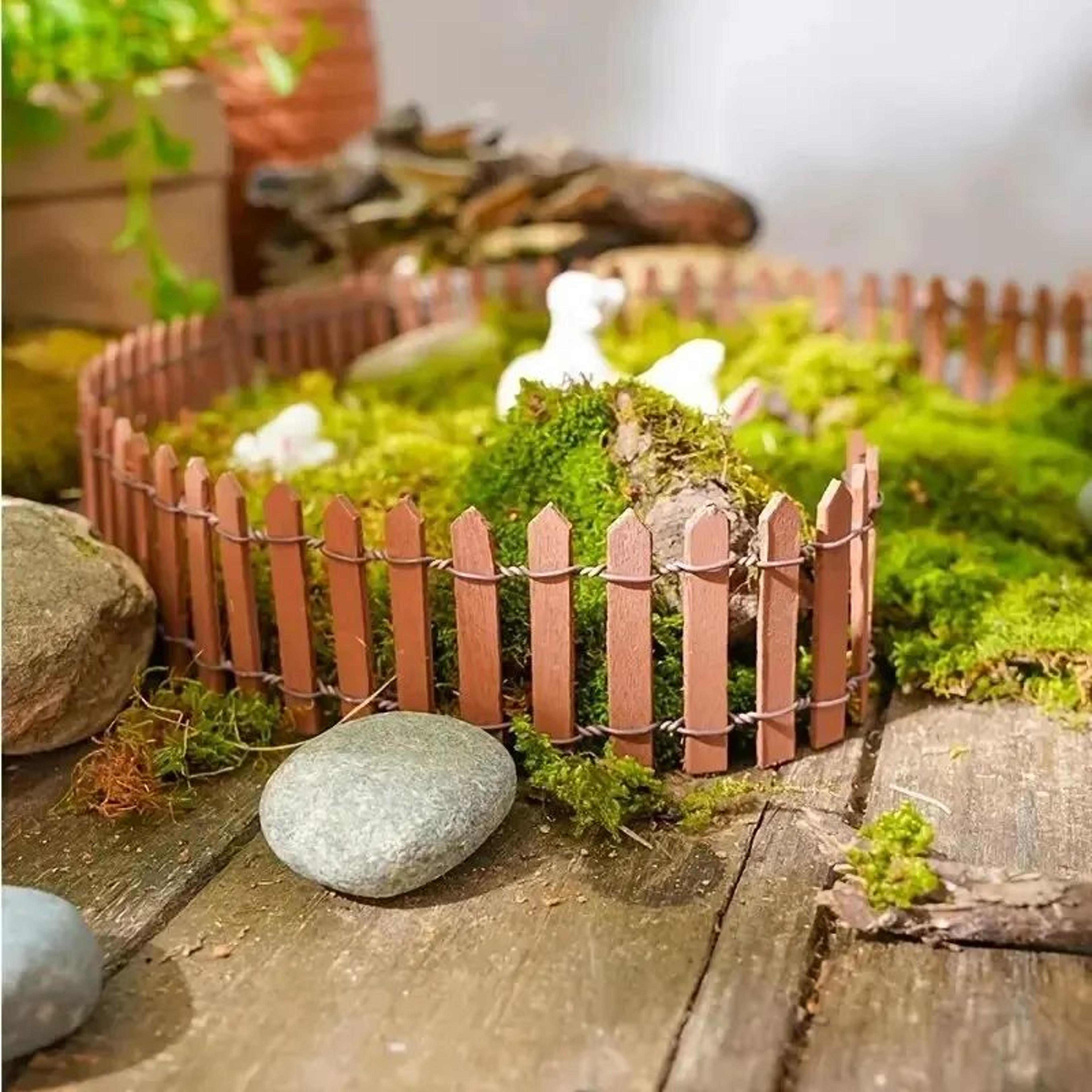Mini Wooden Fairy Garden Fence 4