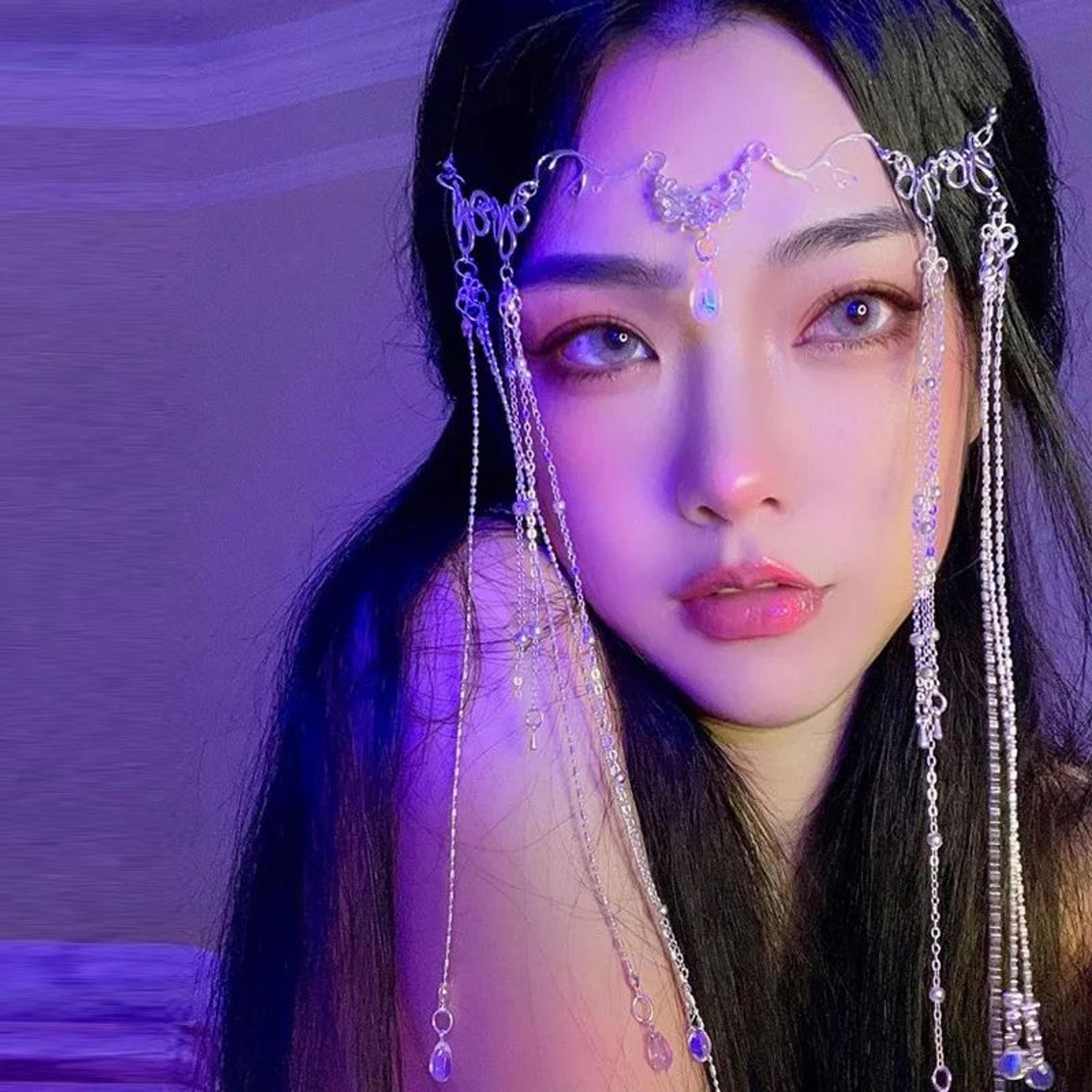 Crystal Tassel Forehead Chain Headpiece 3