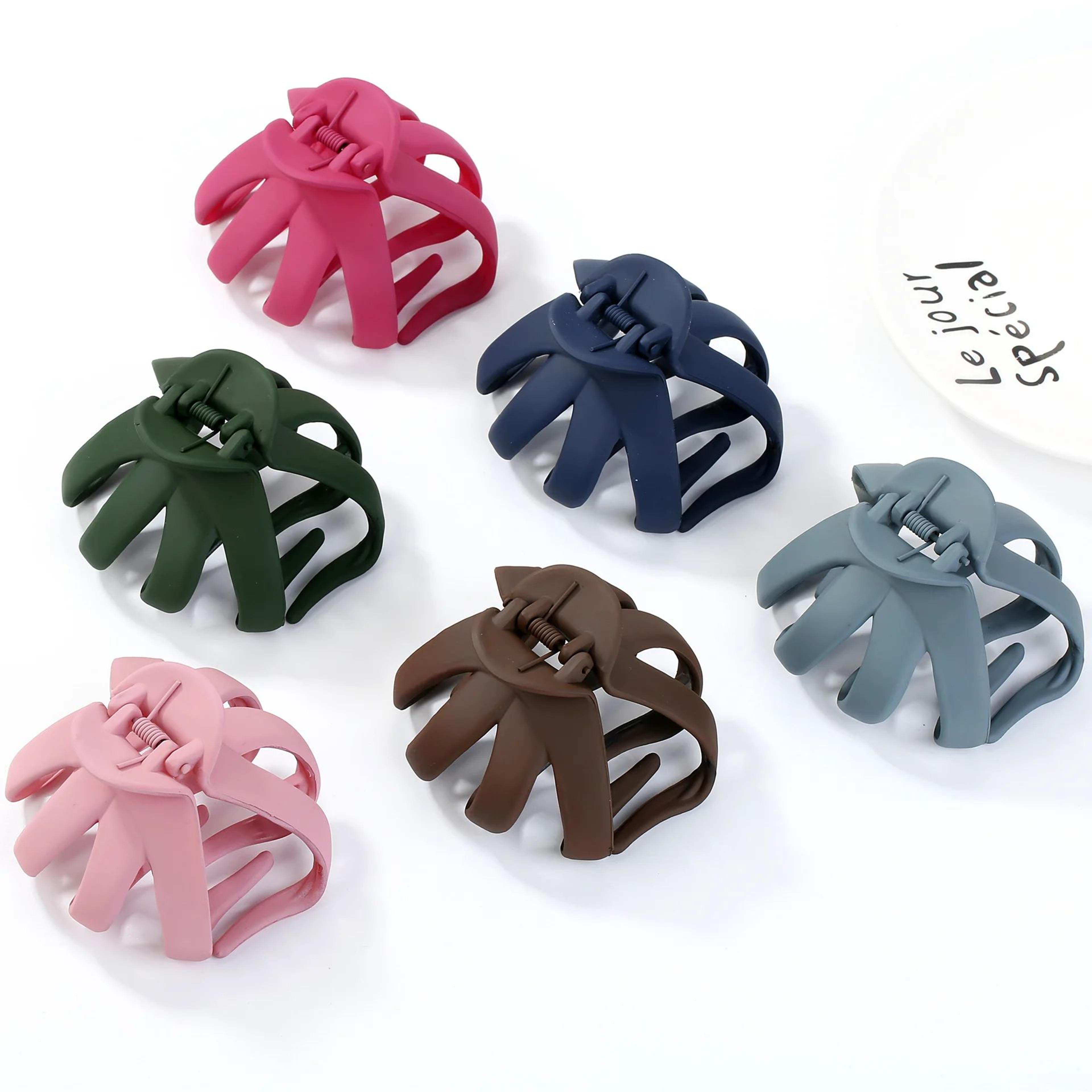 Large Moon Shape Metal Hair Claw 2