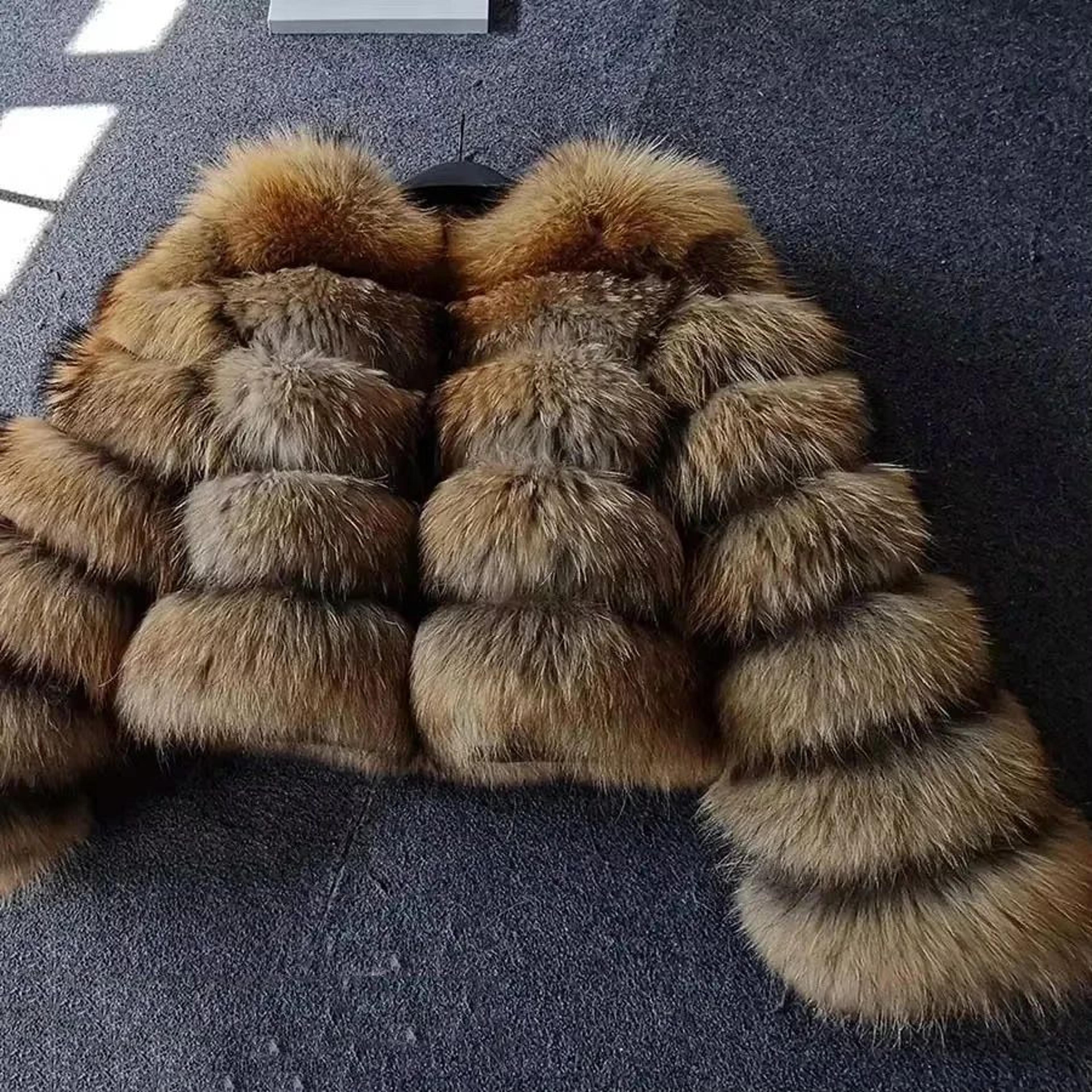 women's luxury fluffy faux raccoon fur coat