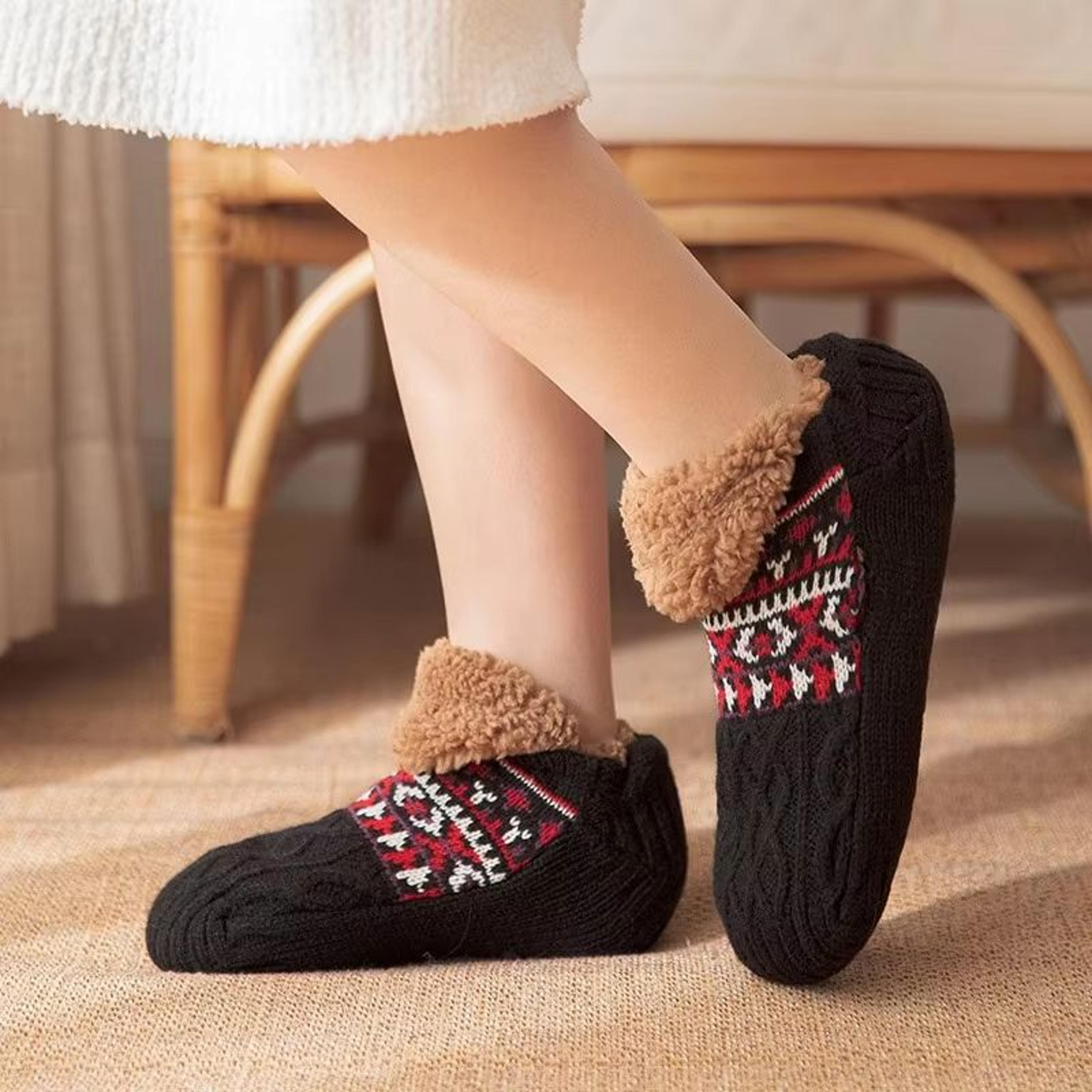 LitWarm Thermal Fuzzy Grip Floor Socks 2
