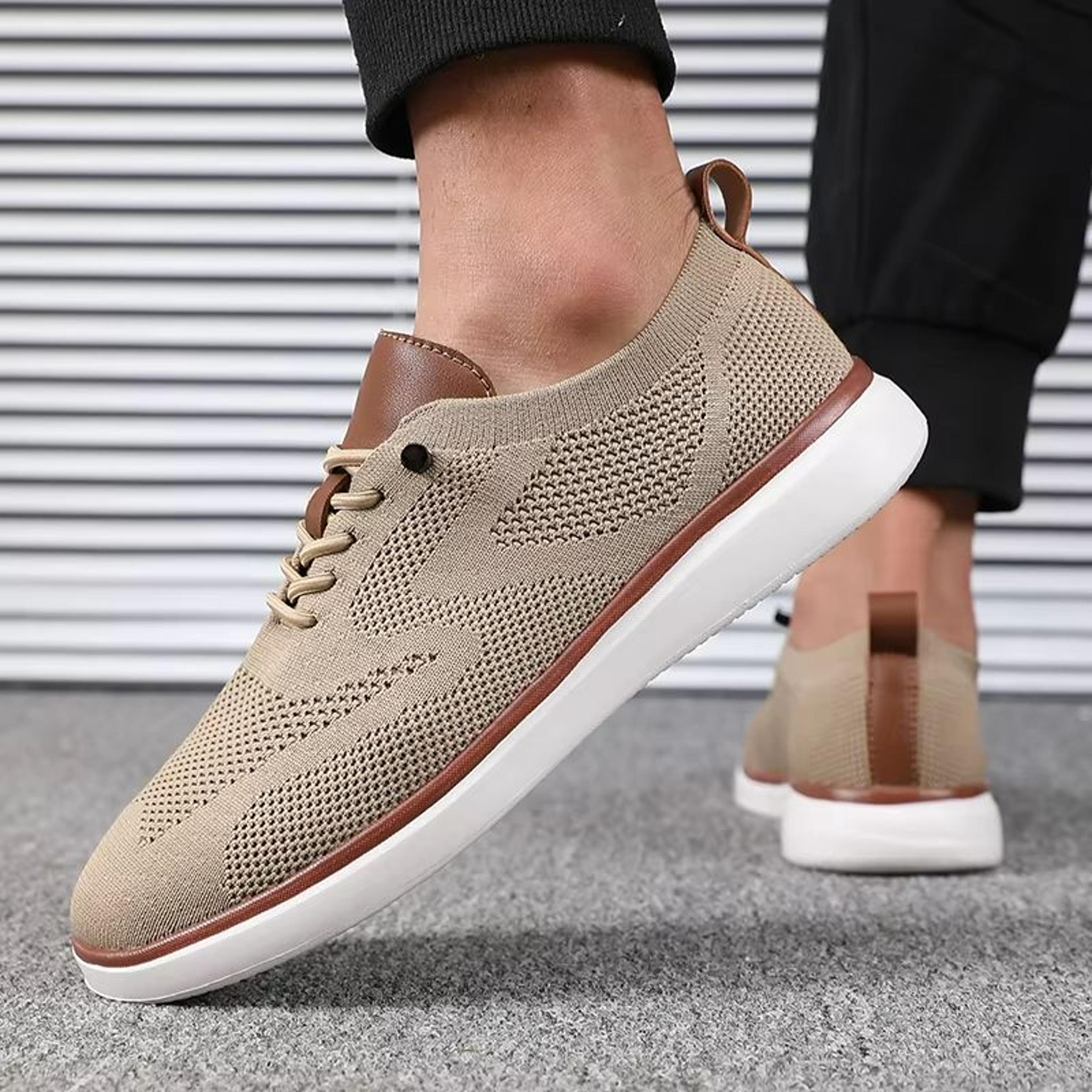 DayStride Lightweight Knitted Walking Shoes 9