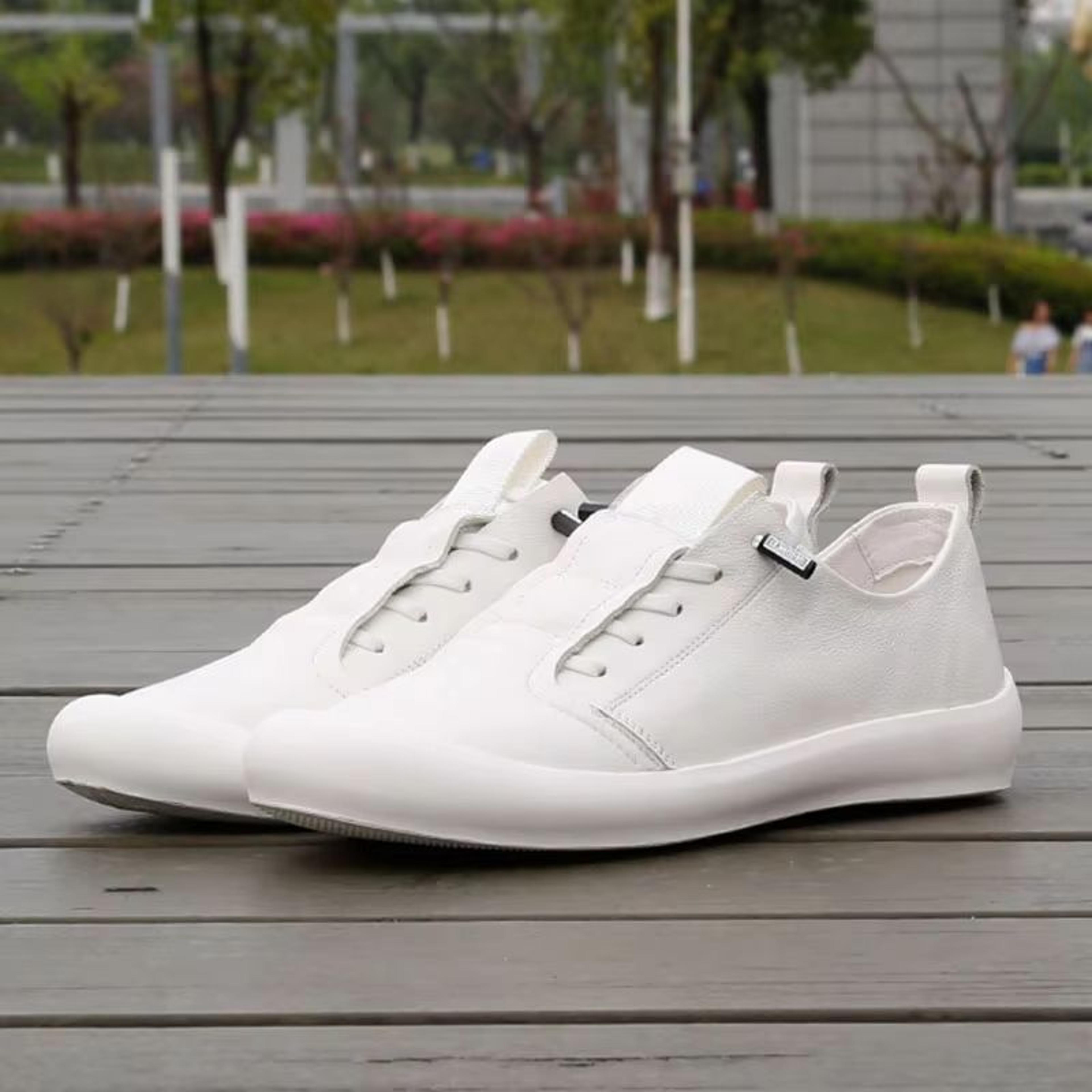 men's genuine leather loafers – classic white casual shoes for everyday comfort